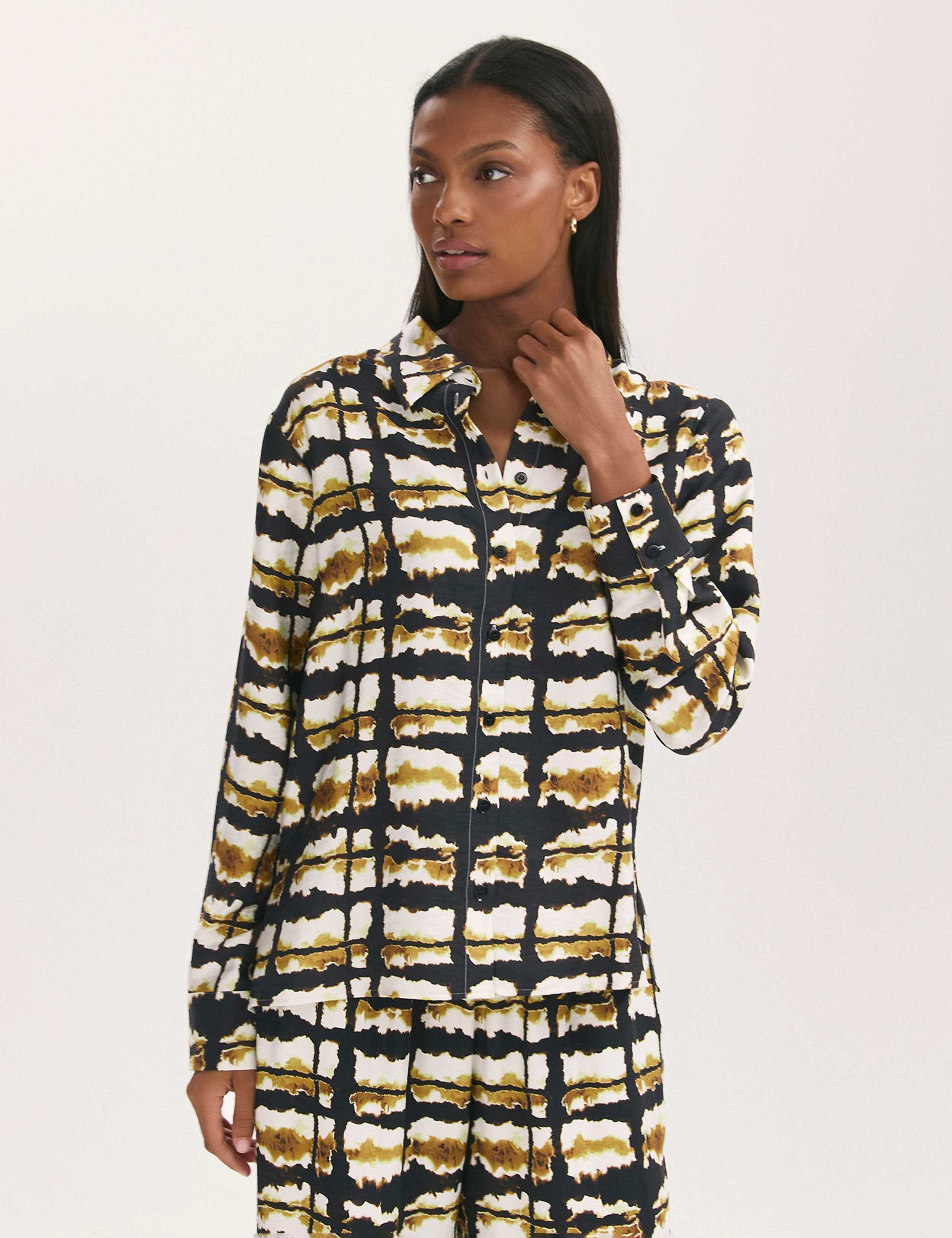 Printed Collared Shirt 1 of 5