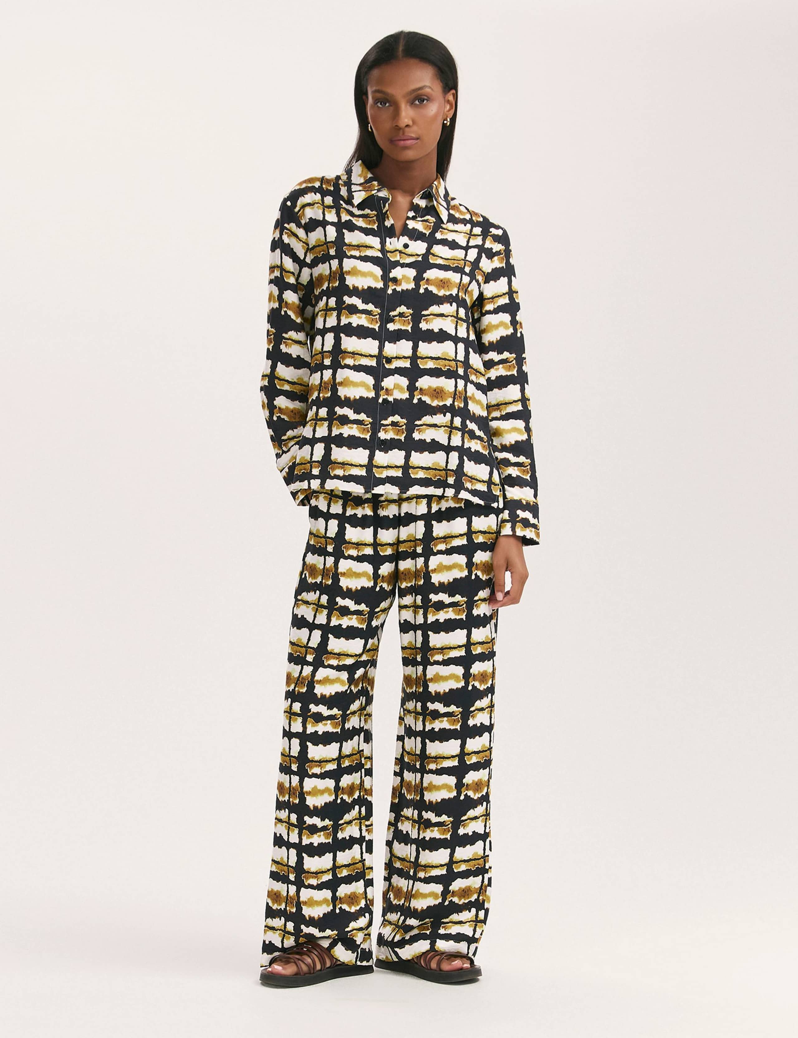 Printed Collared Shirt 4 of 5