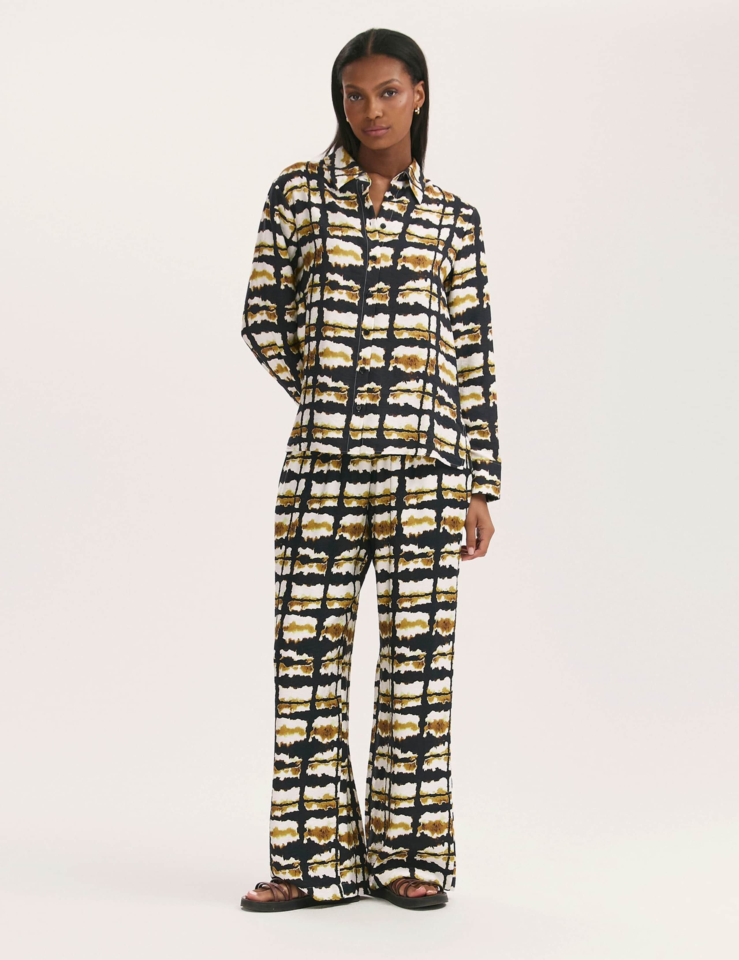 Printed Collared Shirt 5 of 5