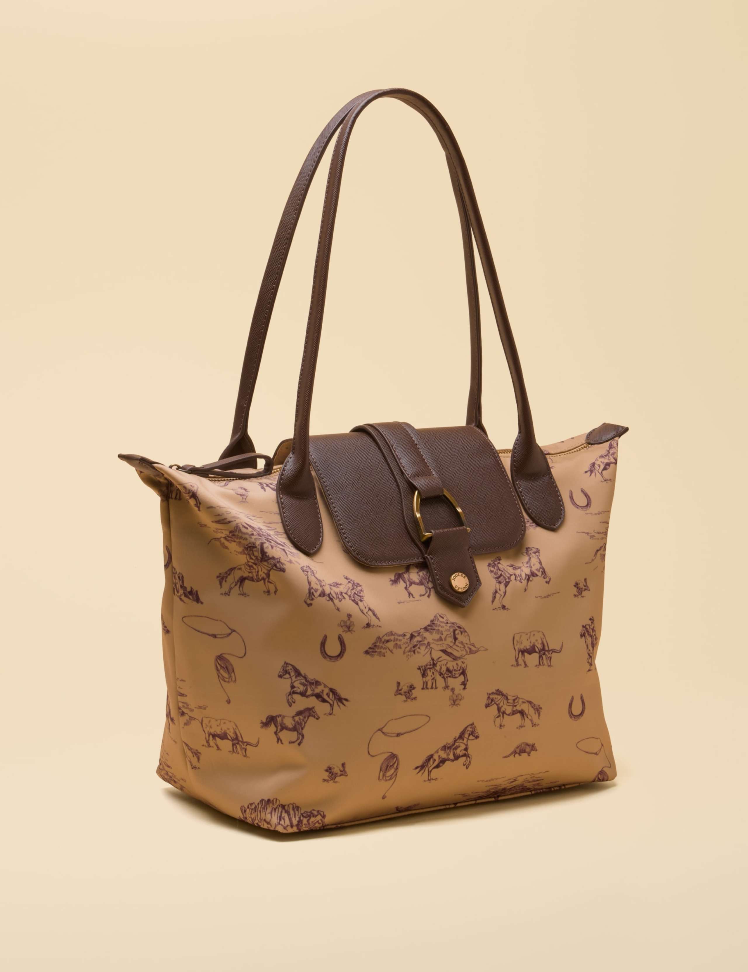 Zip Detail Tote Bag 3 of 9