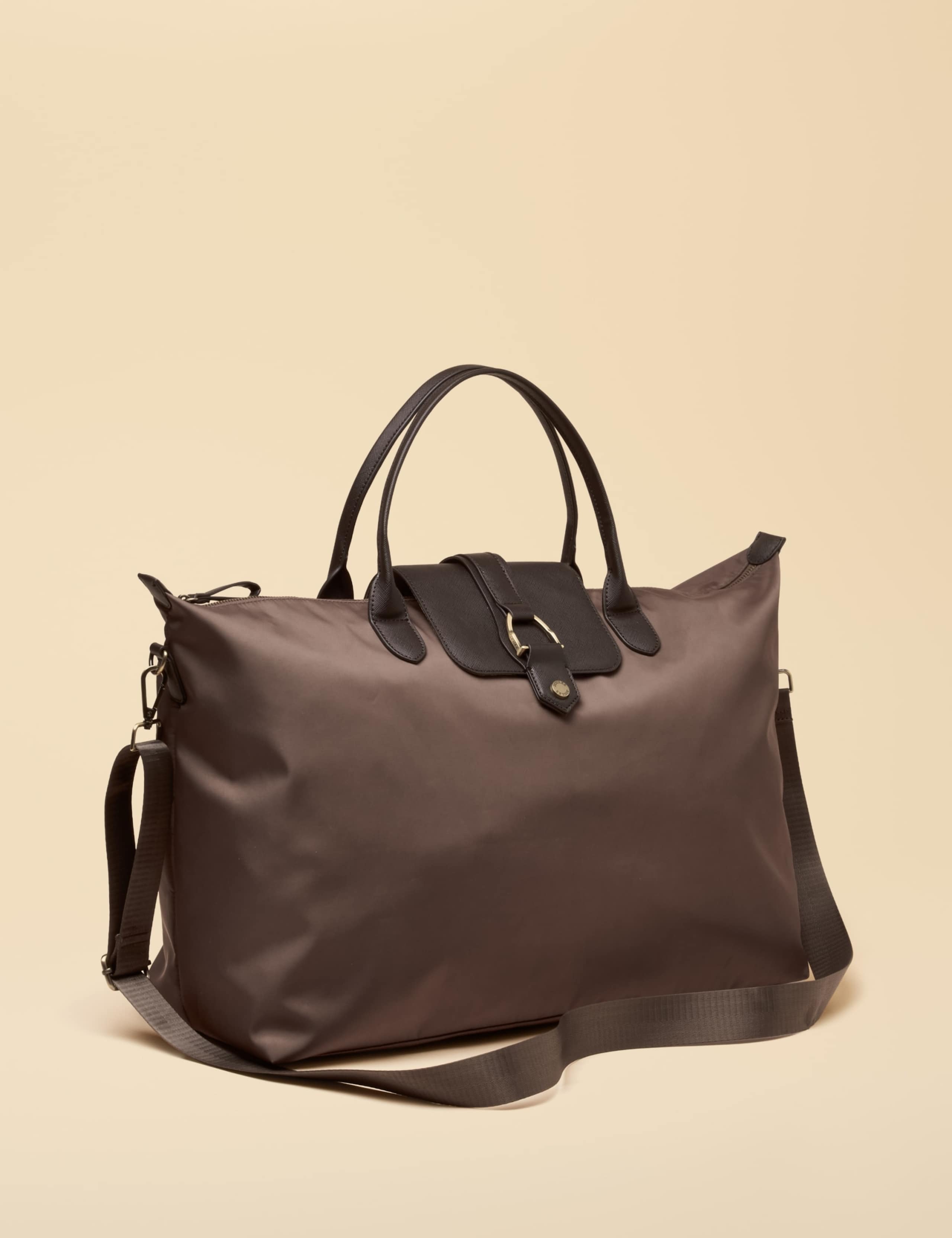 Zip Detail Weekend Bag 8 of 8