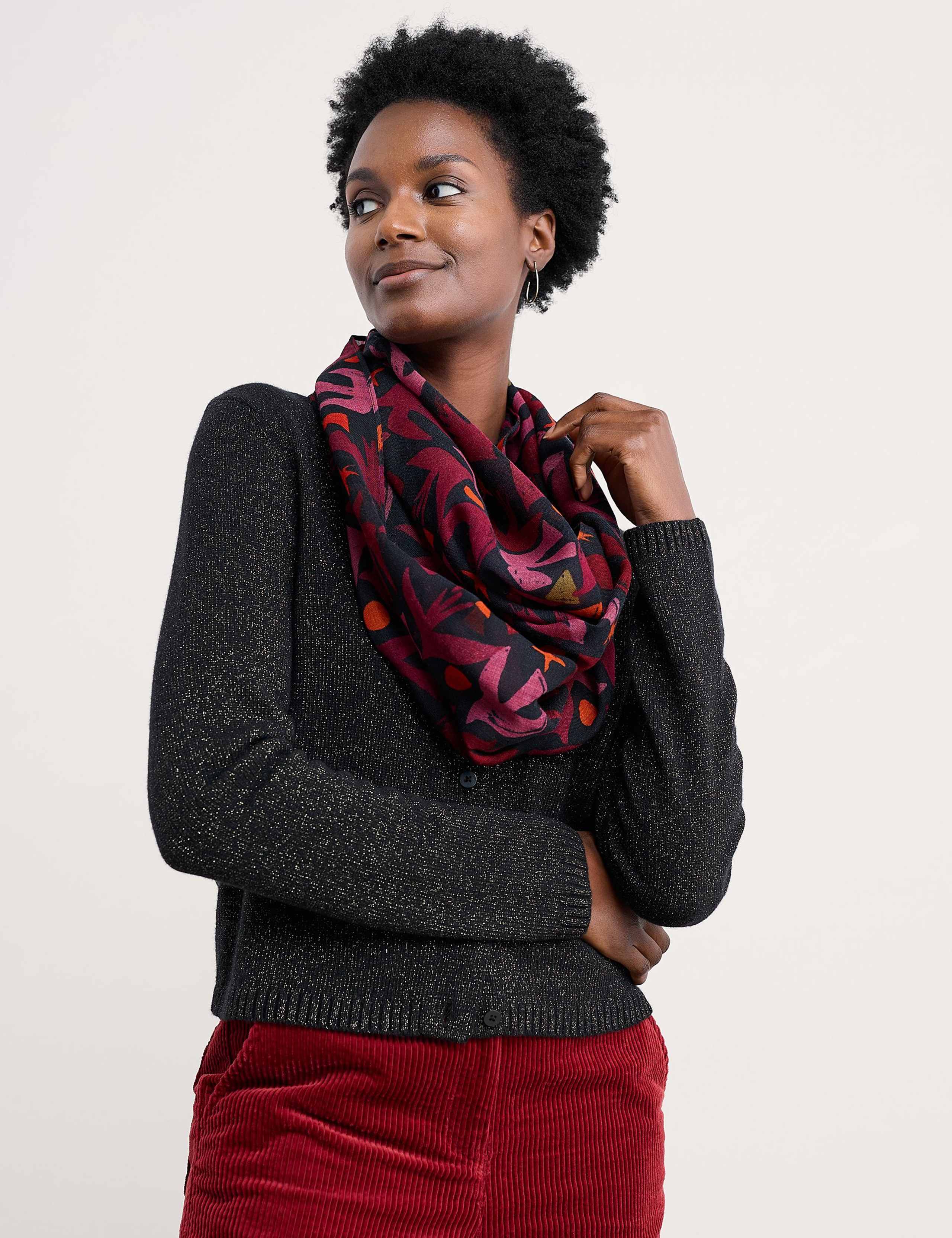 Pure Wool Printed Snood 1 of 3