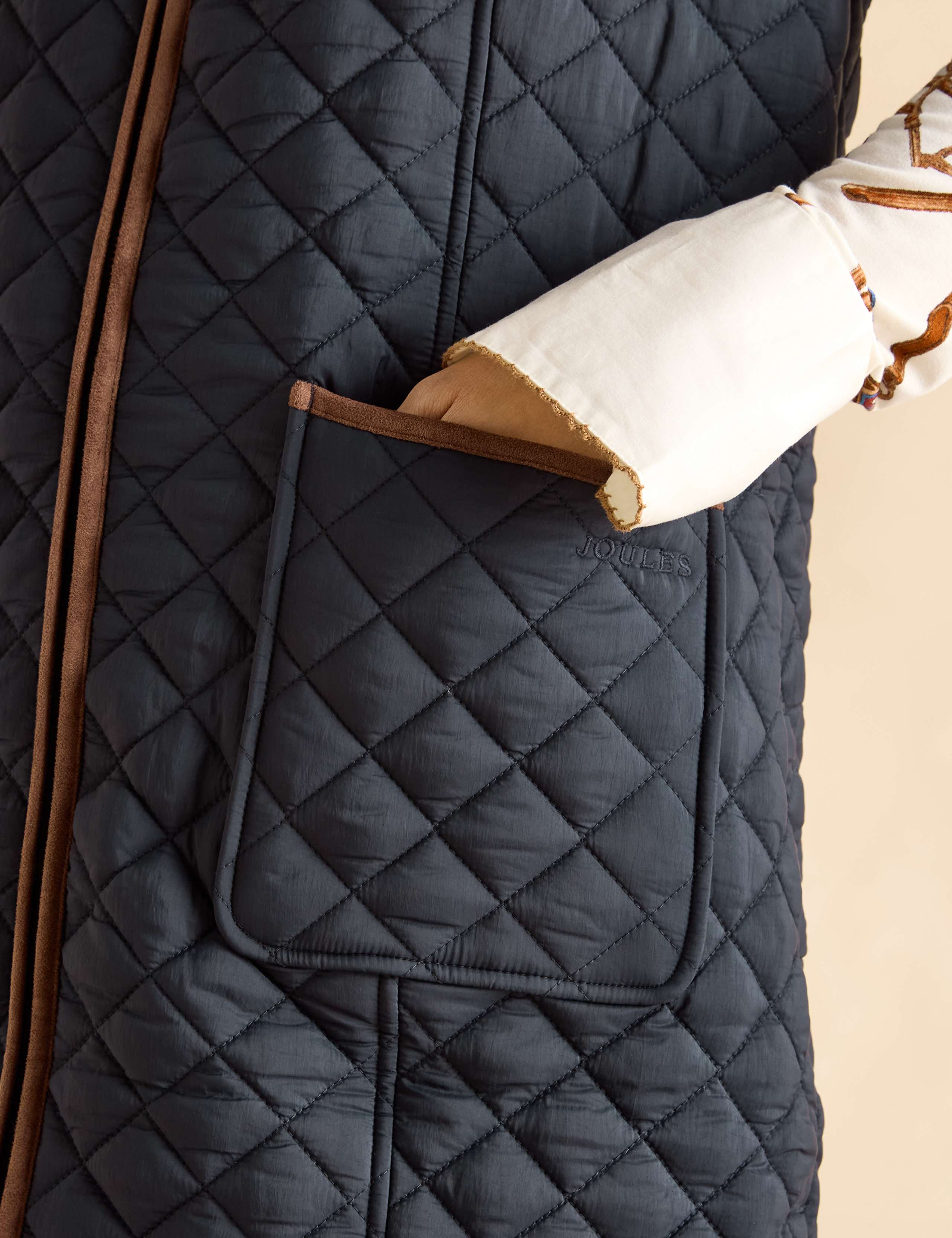 Quilted Funnel Neck Longline Gilet 7 of 9
