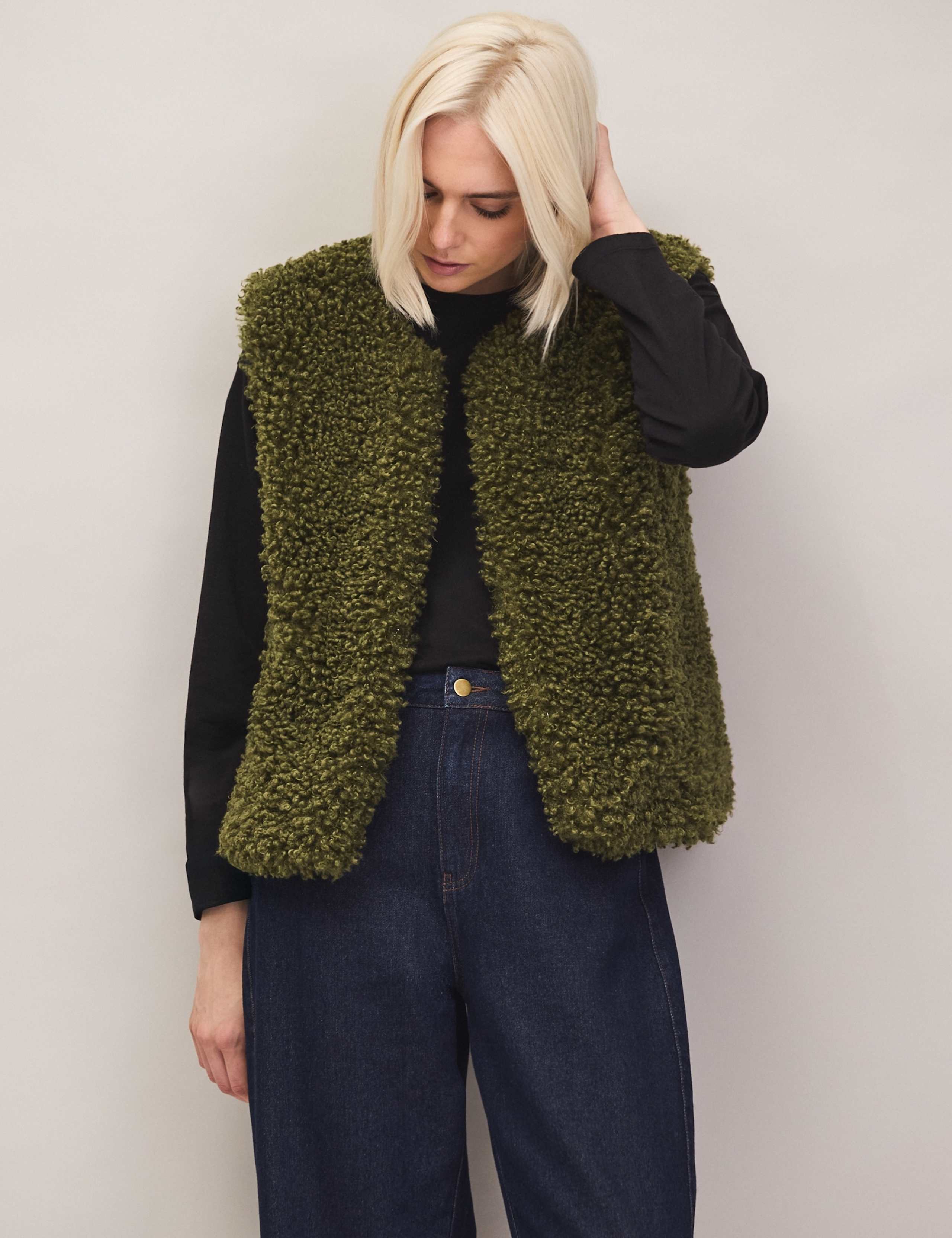 Faux Shearling Open Front Gilet 4 of 6