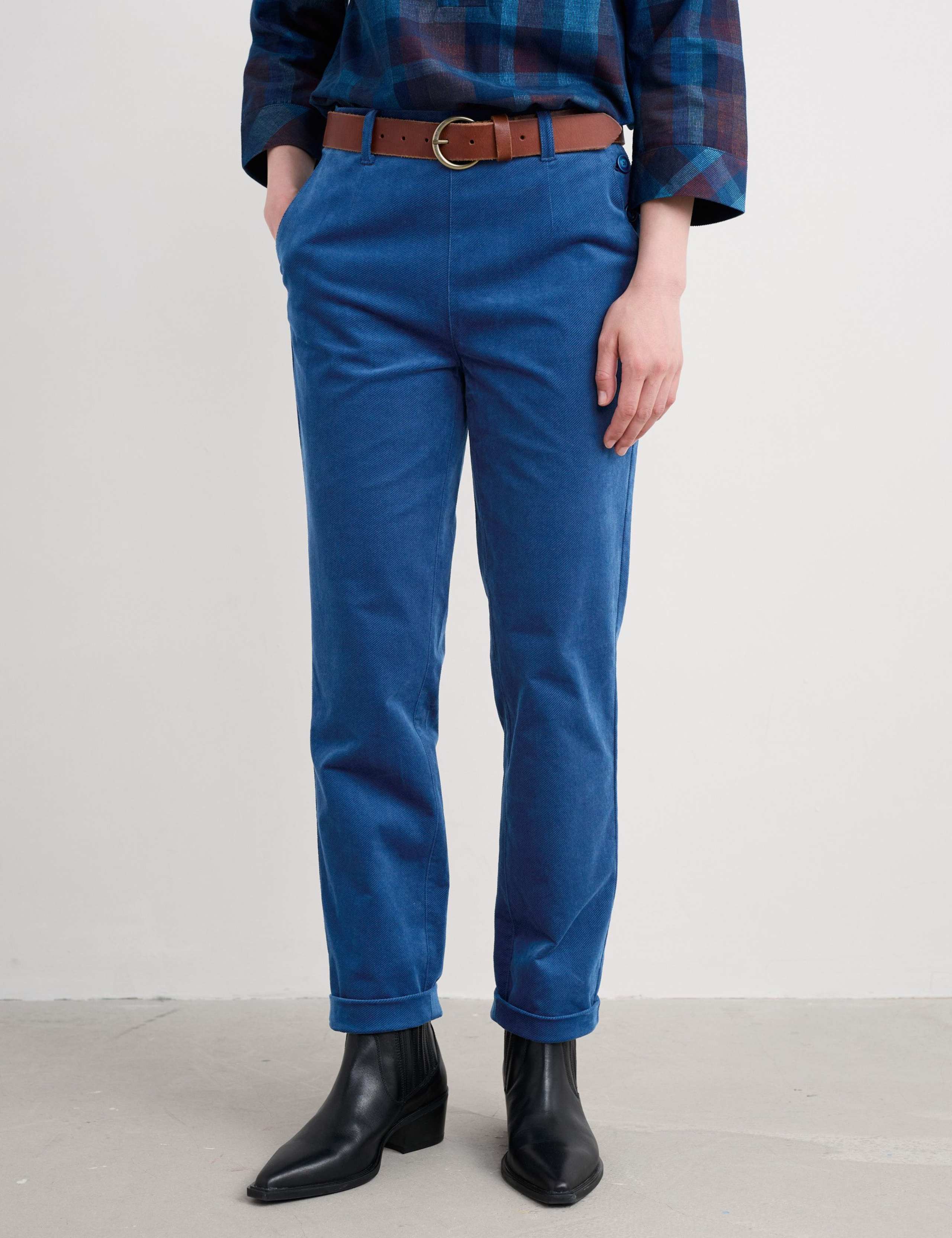 Cotton Rich Tapered Ankle Grazer Trousers 4 of 5