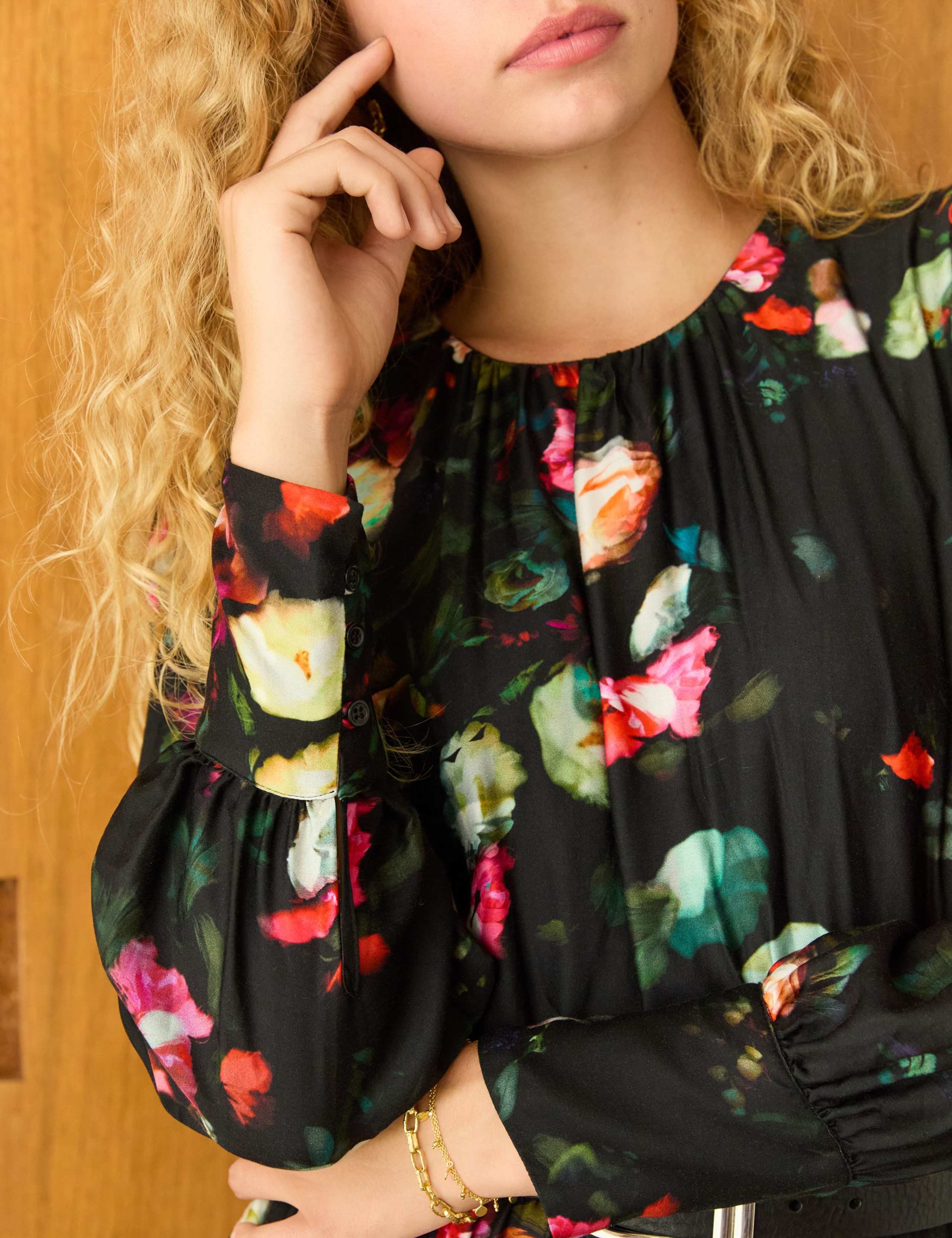 Floral Round Neck Pleated Maxi Tiered Dress 3 of 6