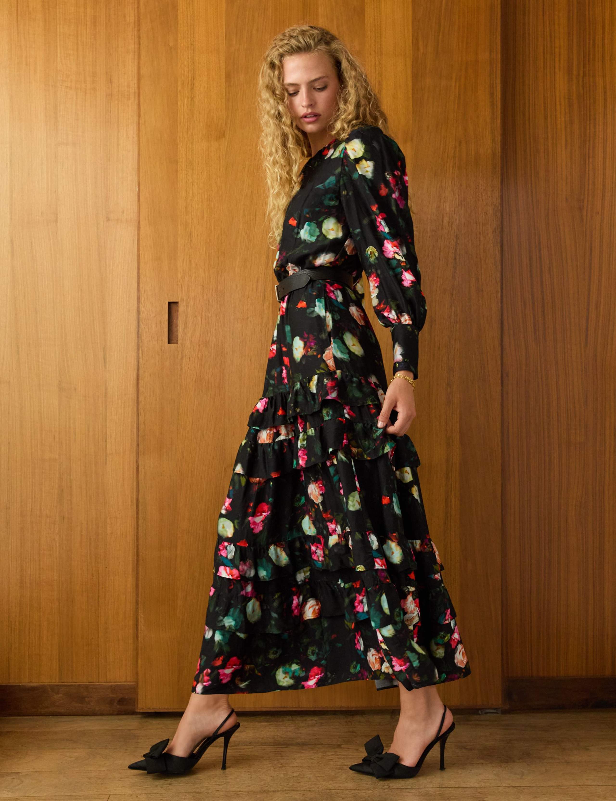 Floral Round Neck Pleated Maxi Tiered Dress 4 of 6