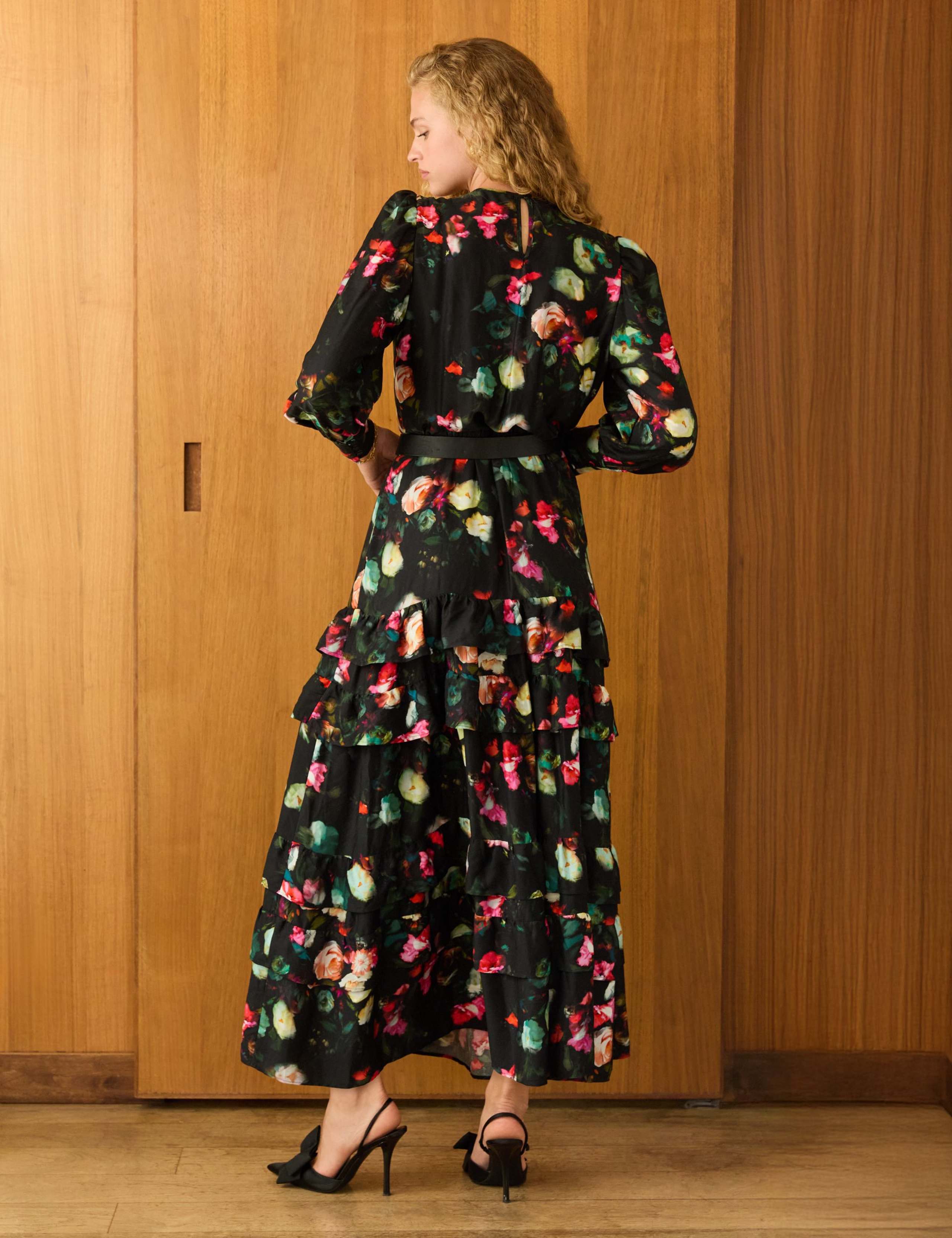 Floral Round Neck Pleated Maxi Tiered Dress 6 of 6