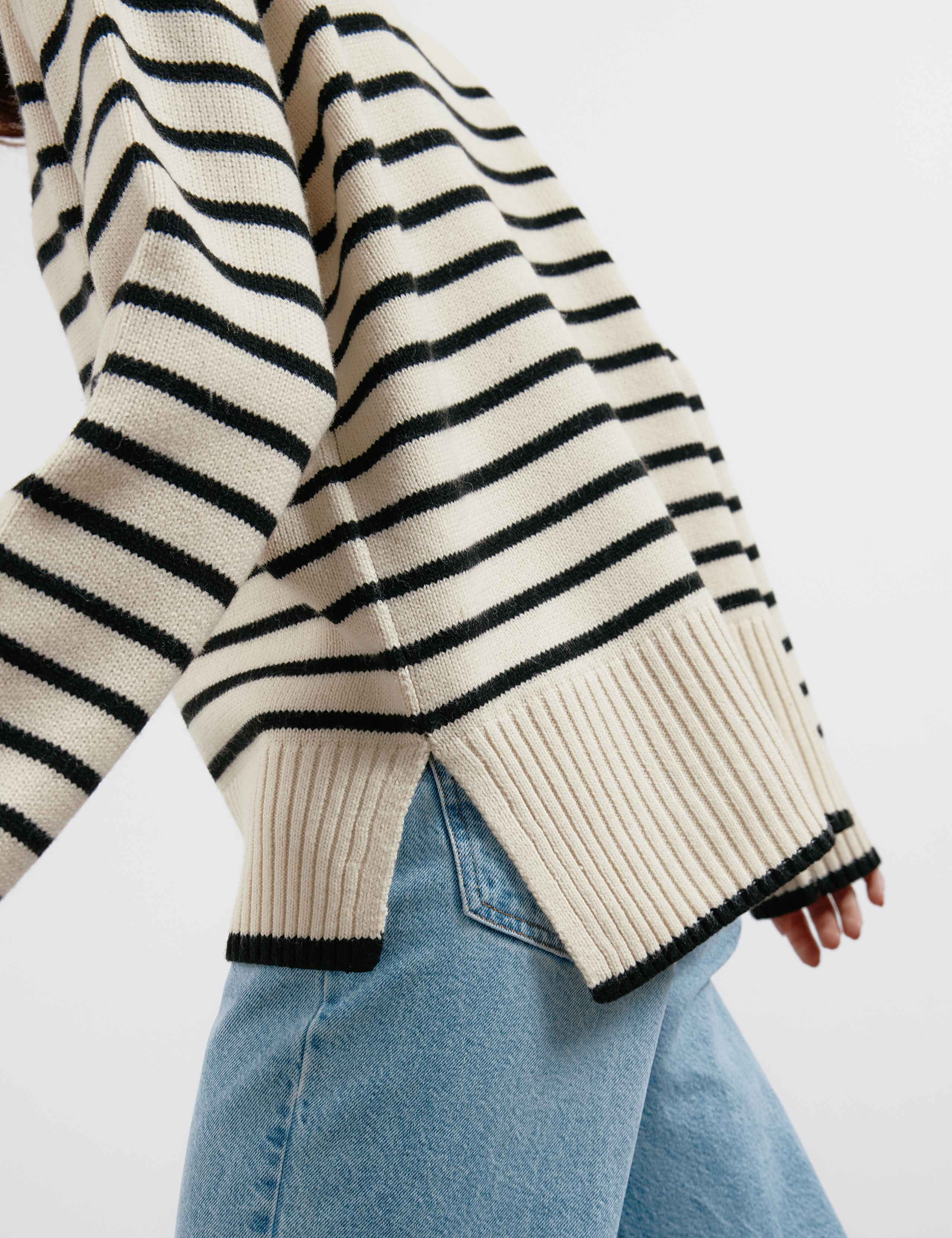 Striped Crew Neck Jumper with Wool 6 of 6