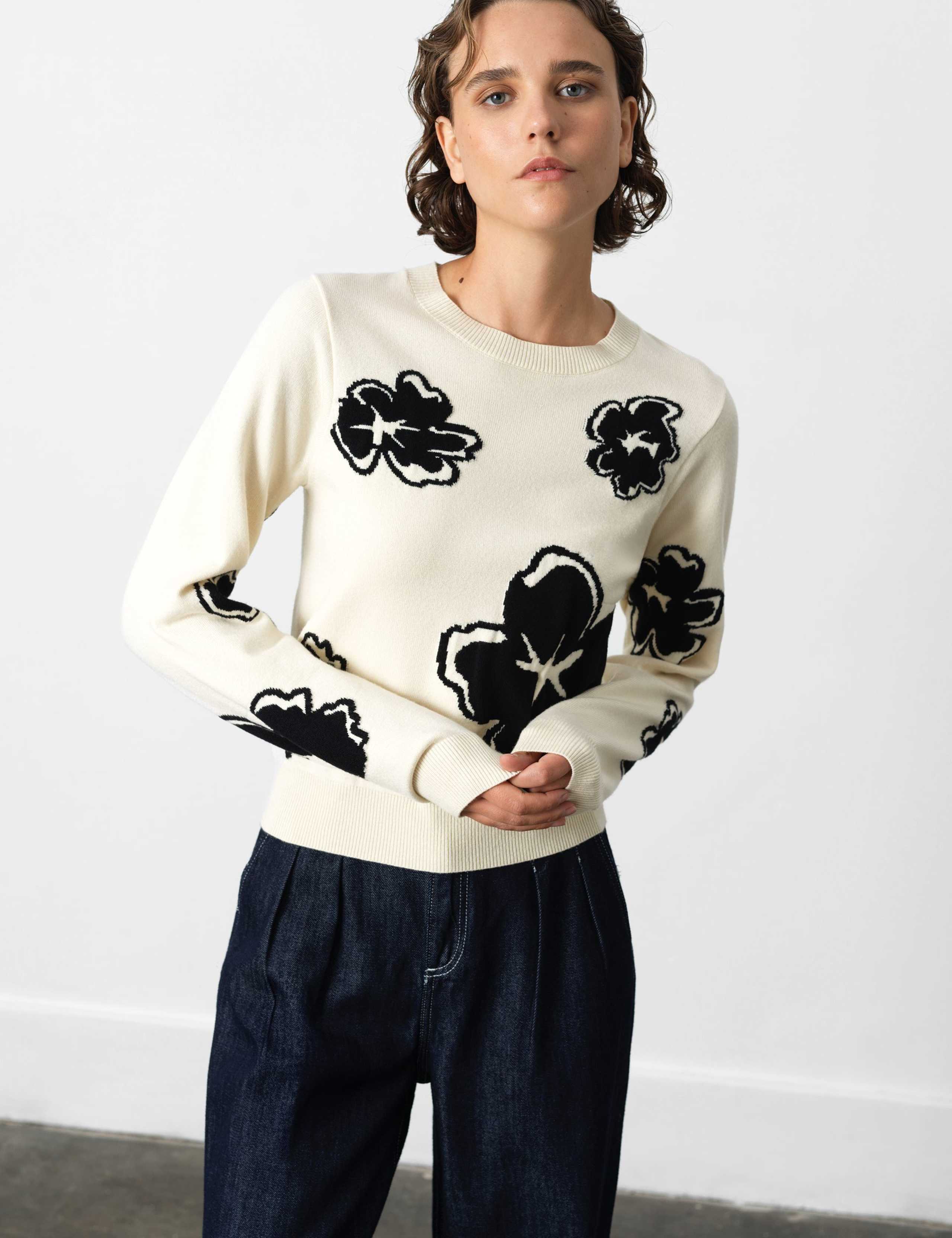 Jacquard Floral Jumper with Wool 3 of 3