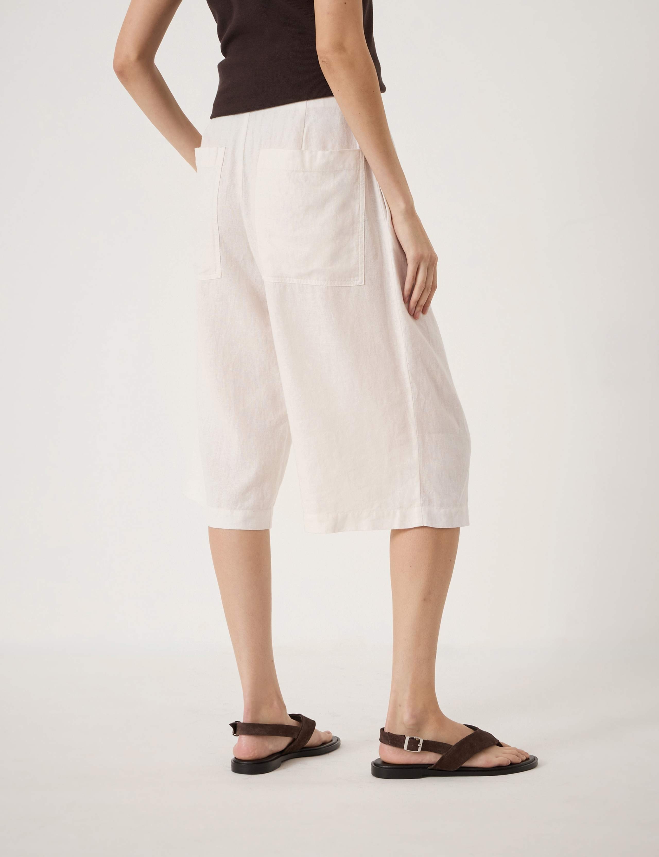 Linen Blend High Waisted Bermuda Shorts 3 of 5