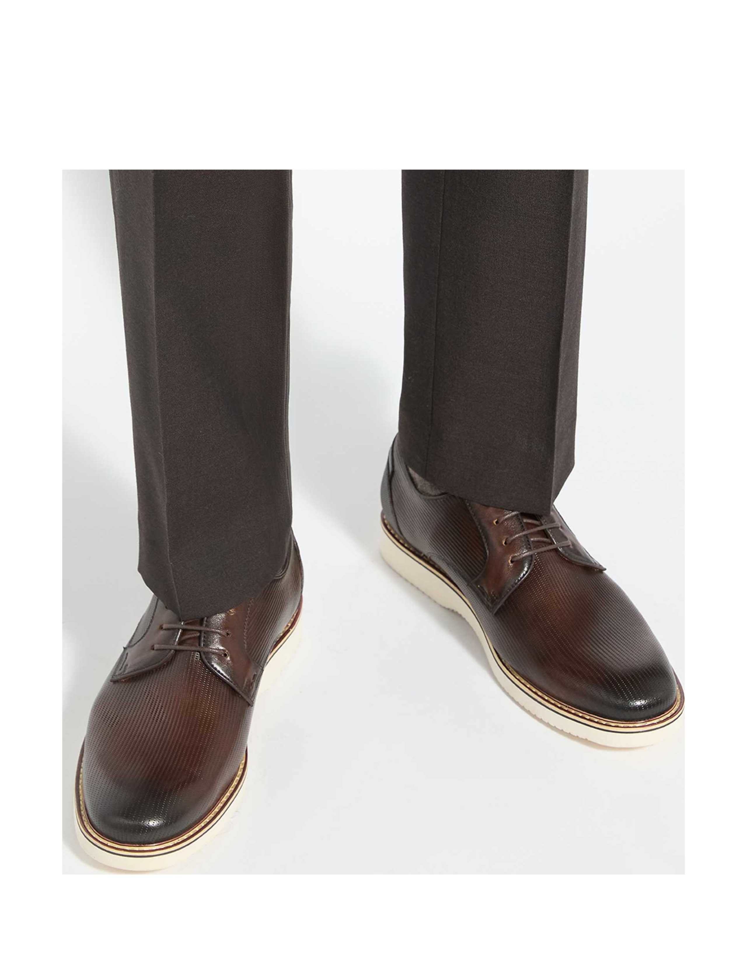 Leather Textured Casual Shoes 2 of 6