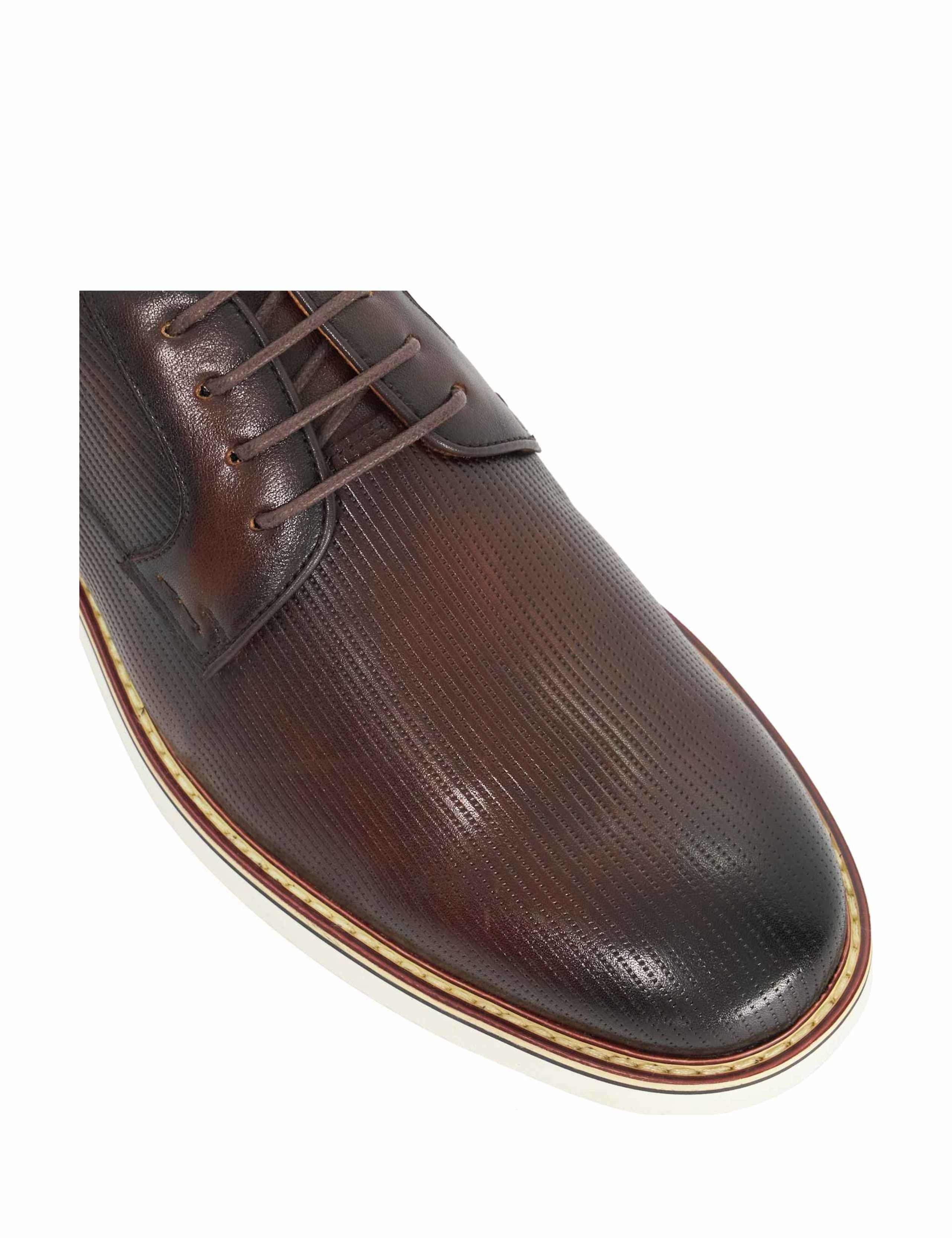 Leather Textured Casual Shoes 3 of 6