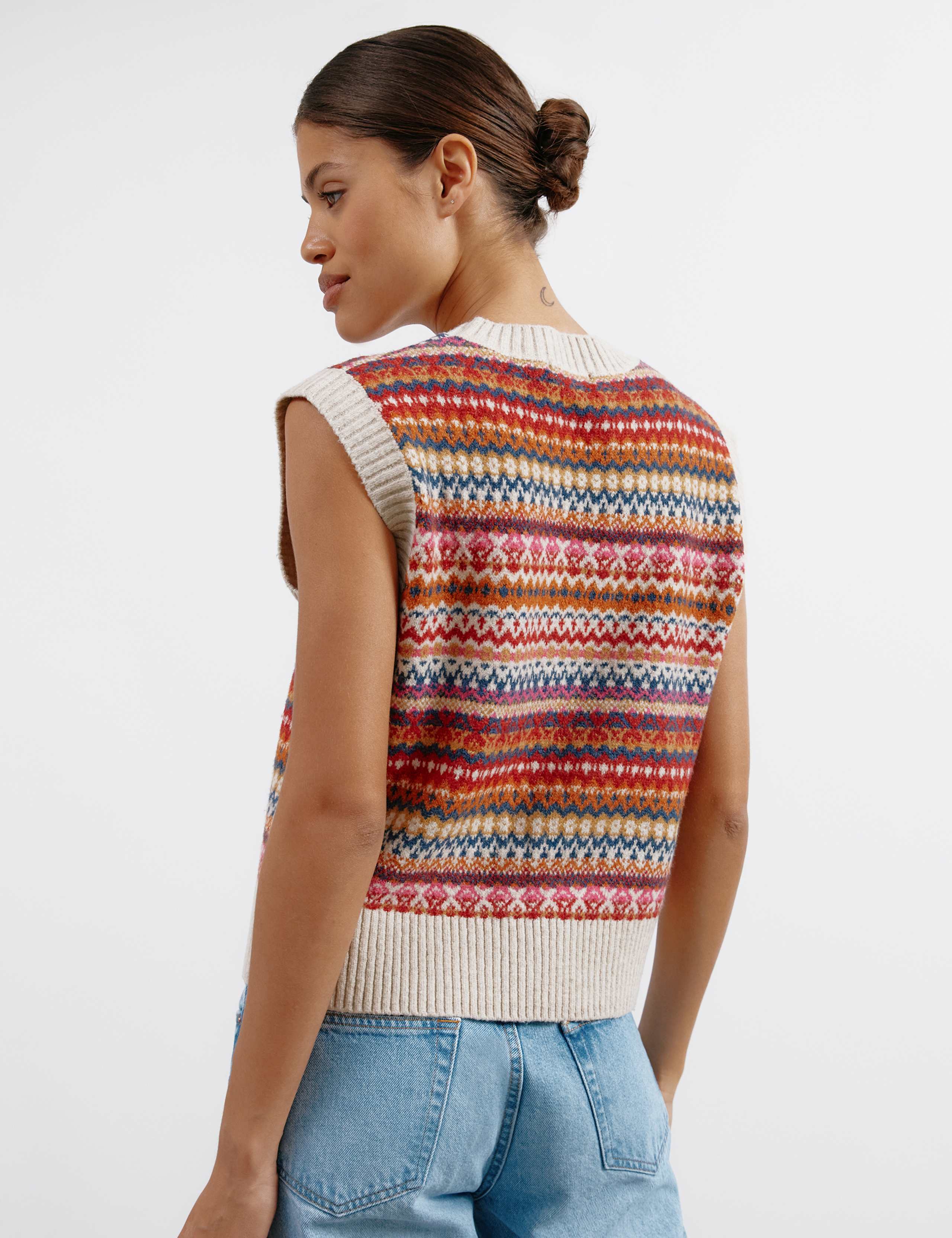 Fair Isle Crew Neck Knitted Tank with Wool 5 of 5