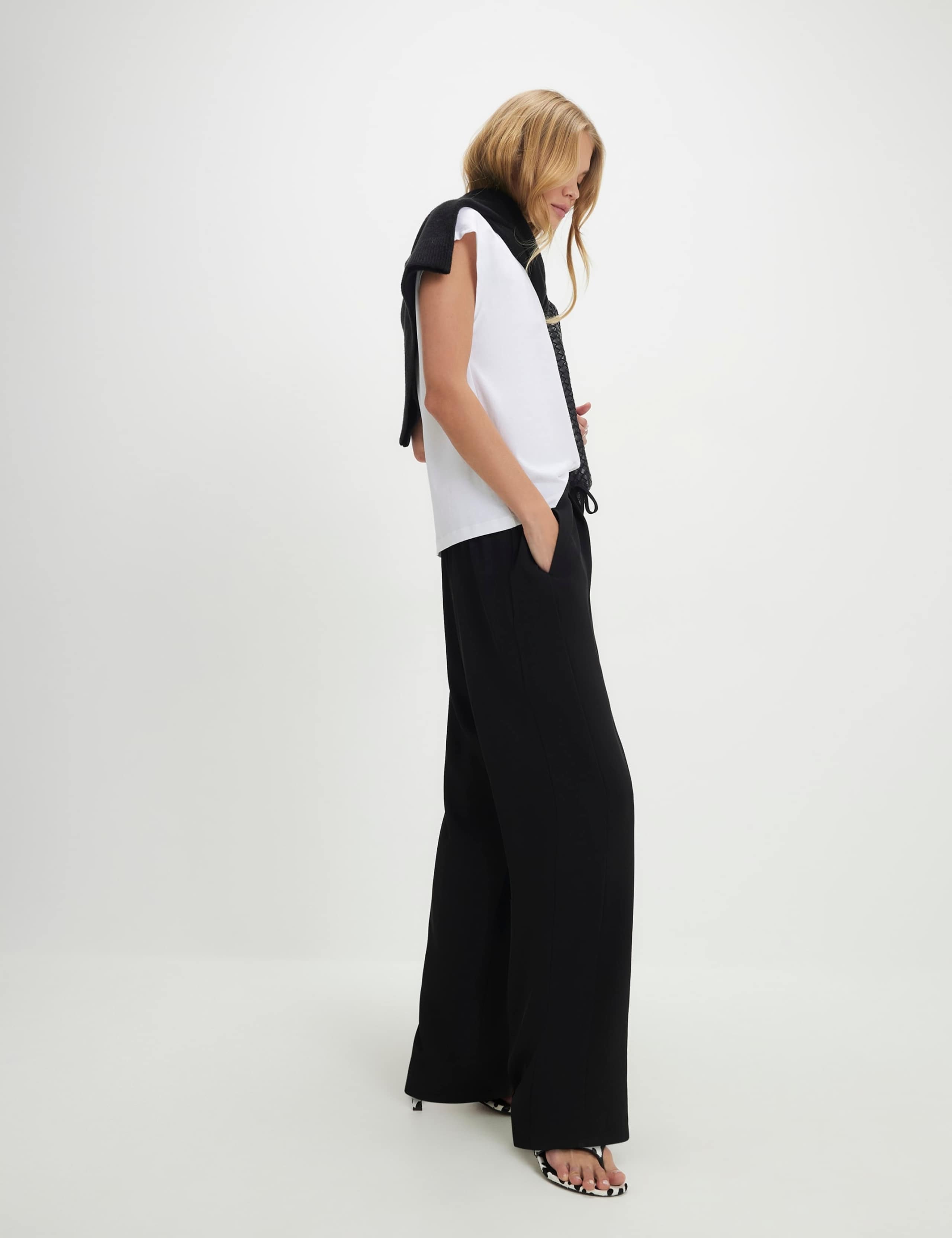 Tailored Drawstring Wide Leg Trousers 3 of 4