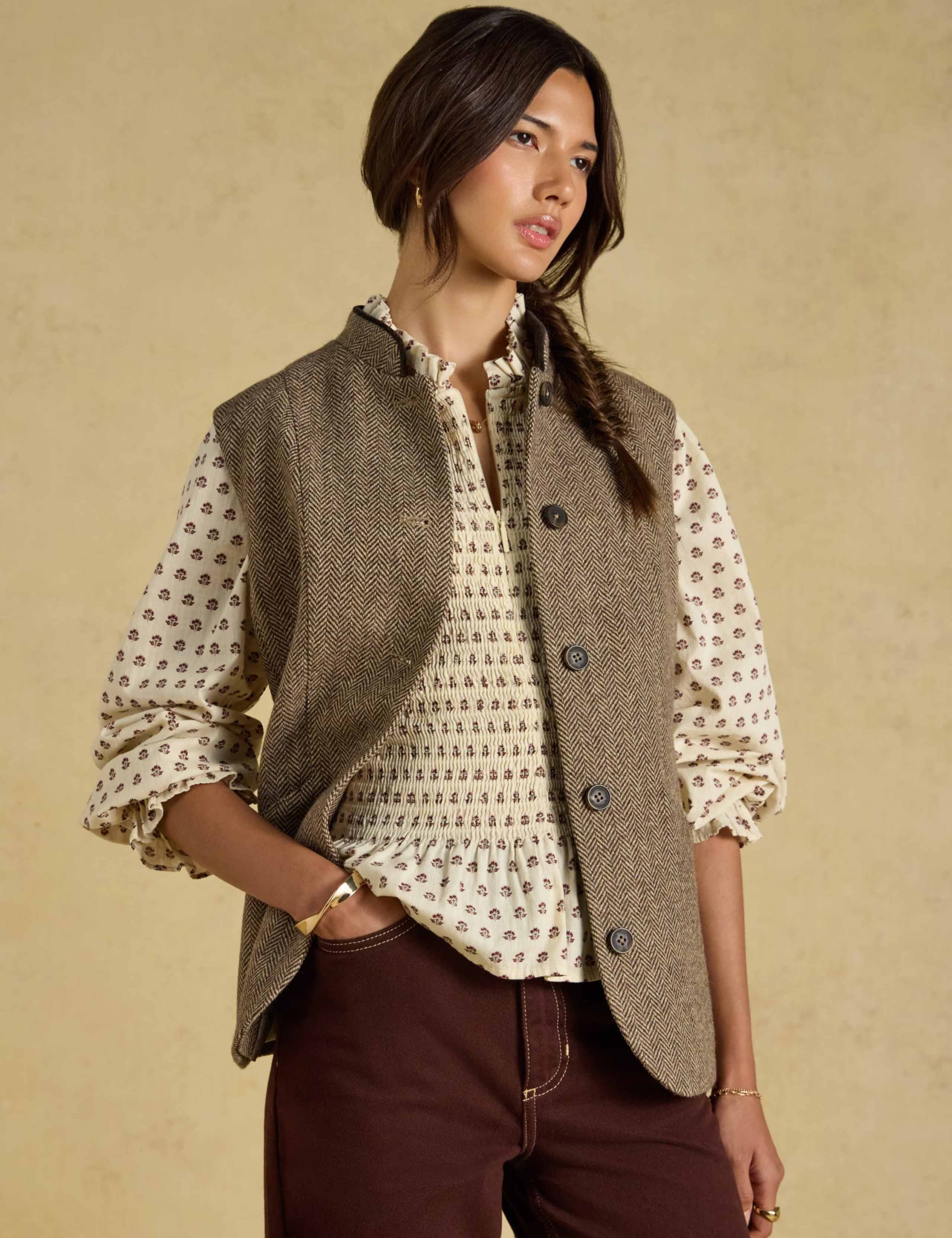 Tweed Sleeveless Waistcoat 10 of 10