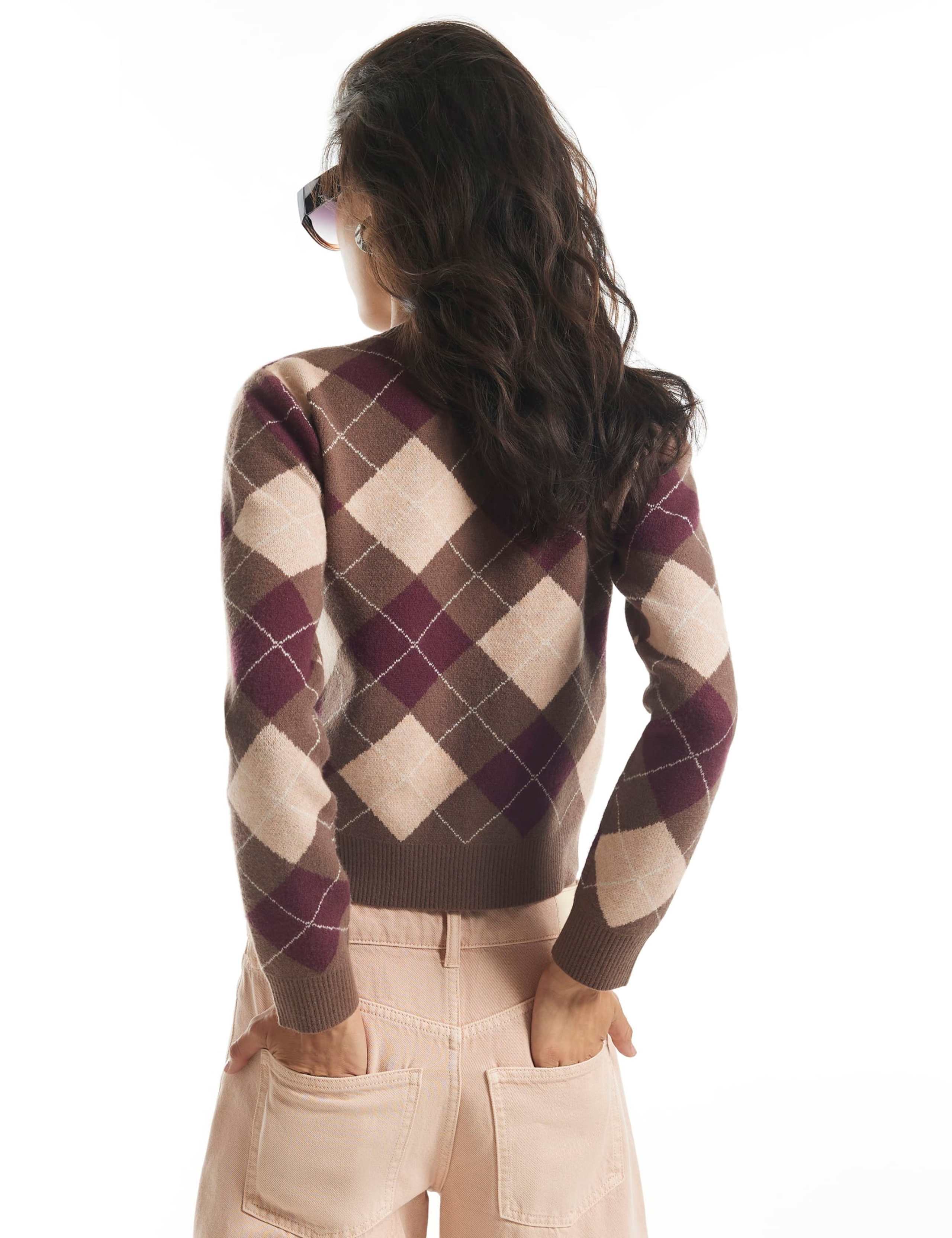 Argyle Embellished Crew Neck Fitted Jumper 4 of 6