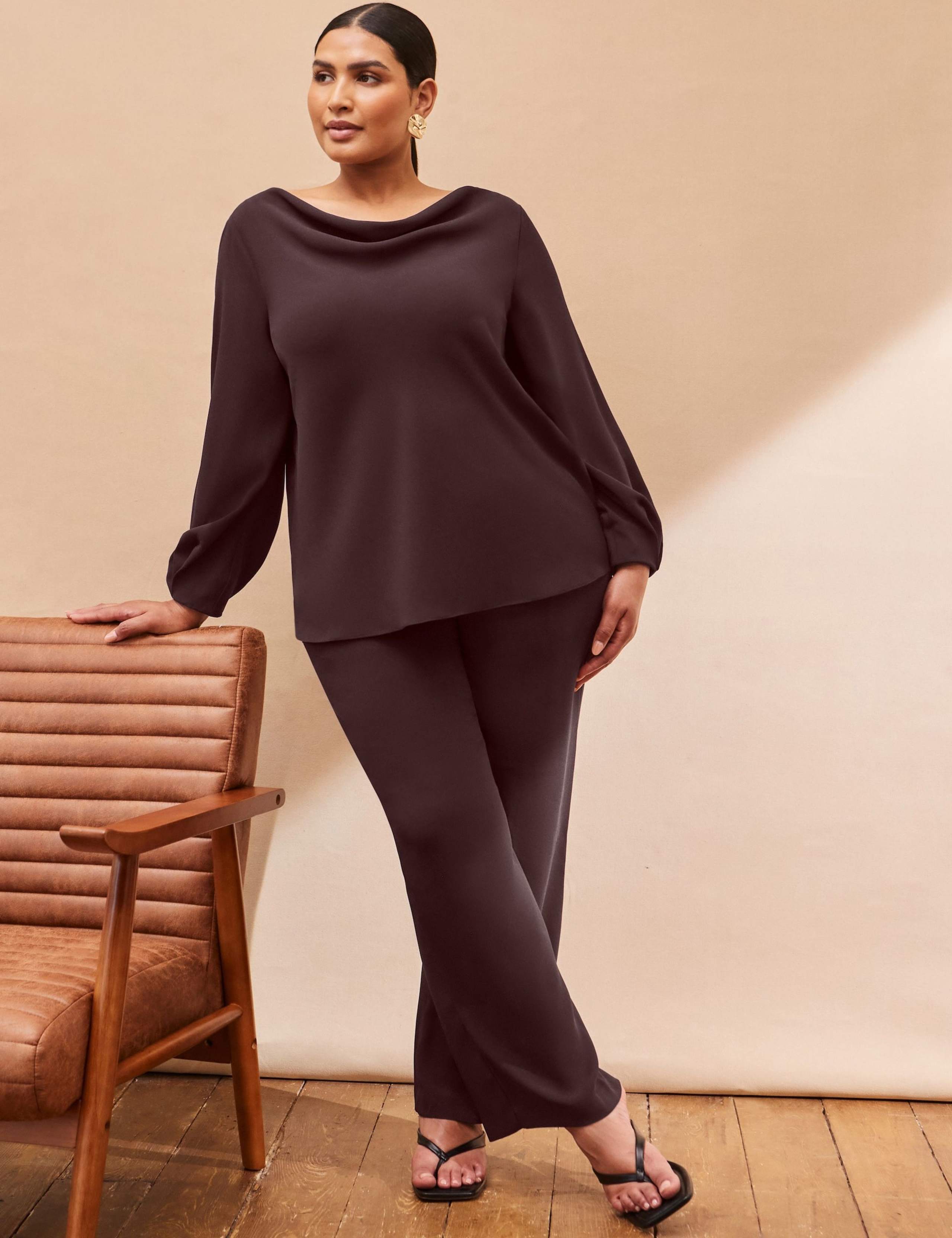 Wide Leg Trousers 2 of 3