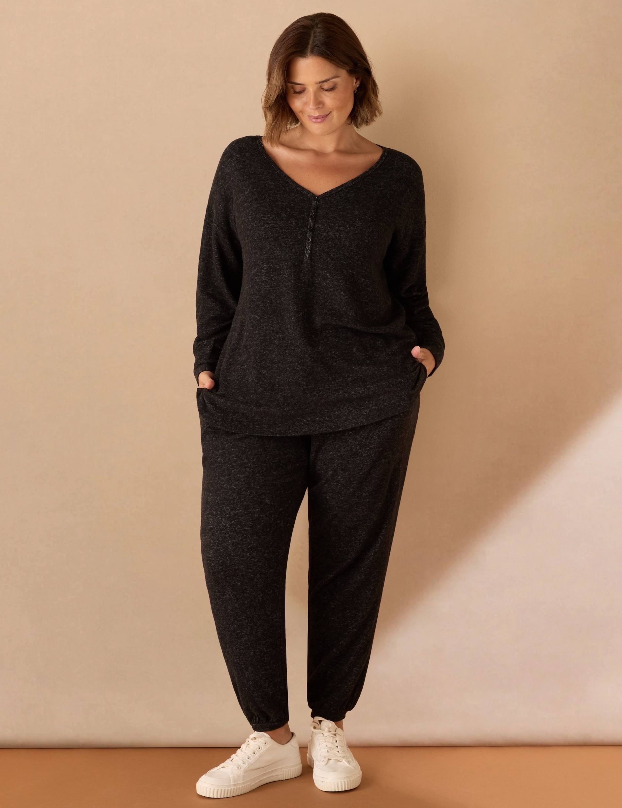 V-Neck Soft Touch Top 3 of 4