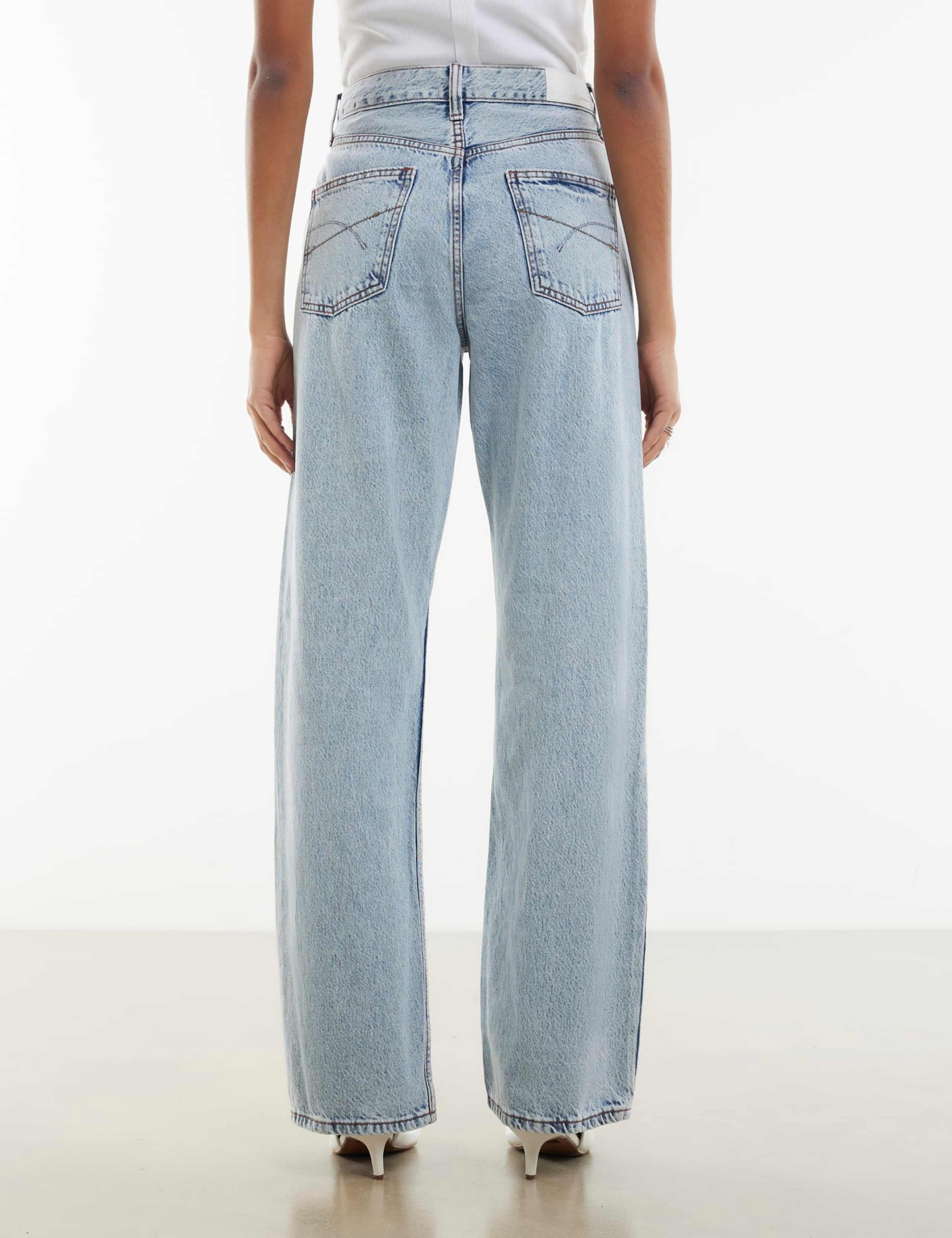 High Waisted Relaxed Straight Leg Jeans 3 of 5