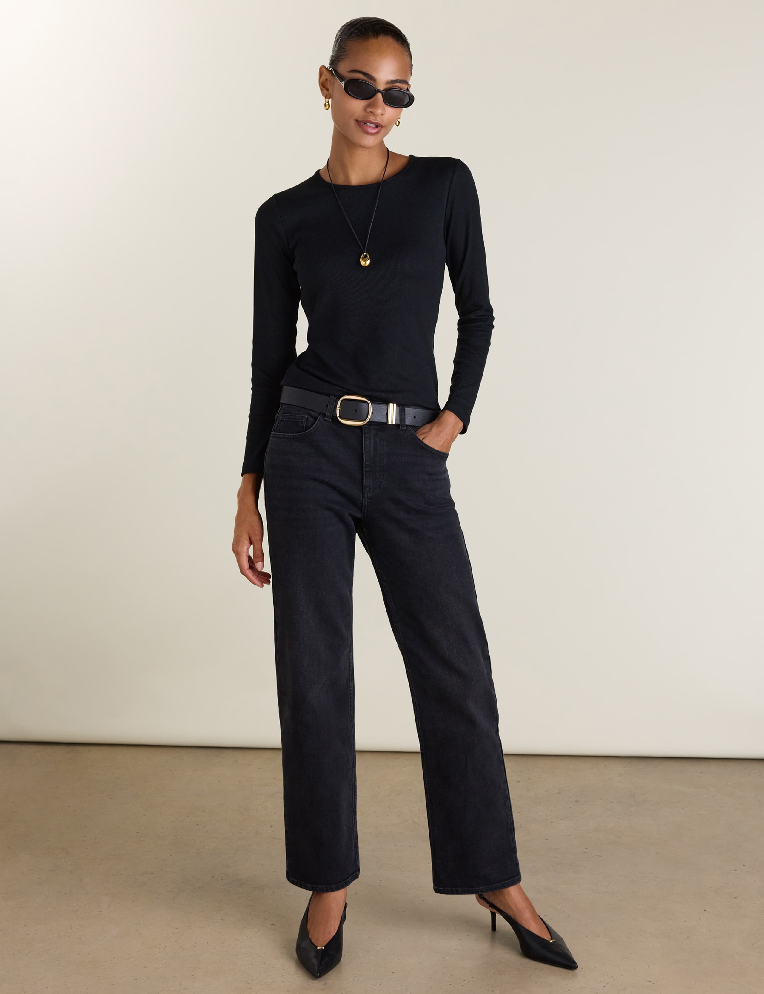 Mid Rise Straight Leg Jeans 2 of 4