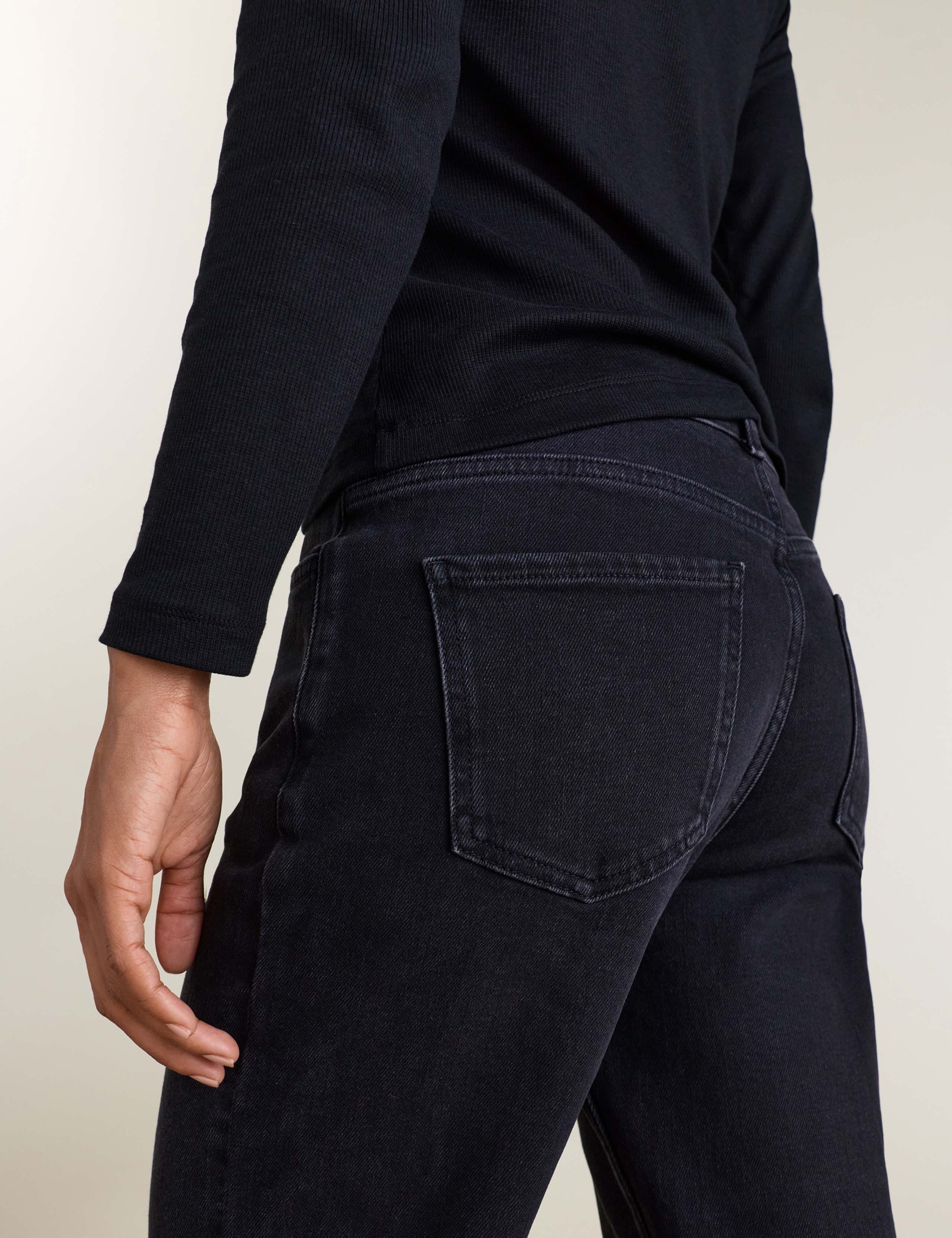 Mid Rise Straight Leg Jeans 4 of 4