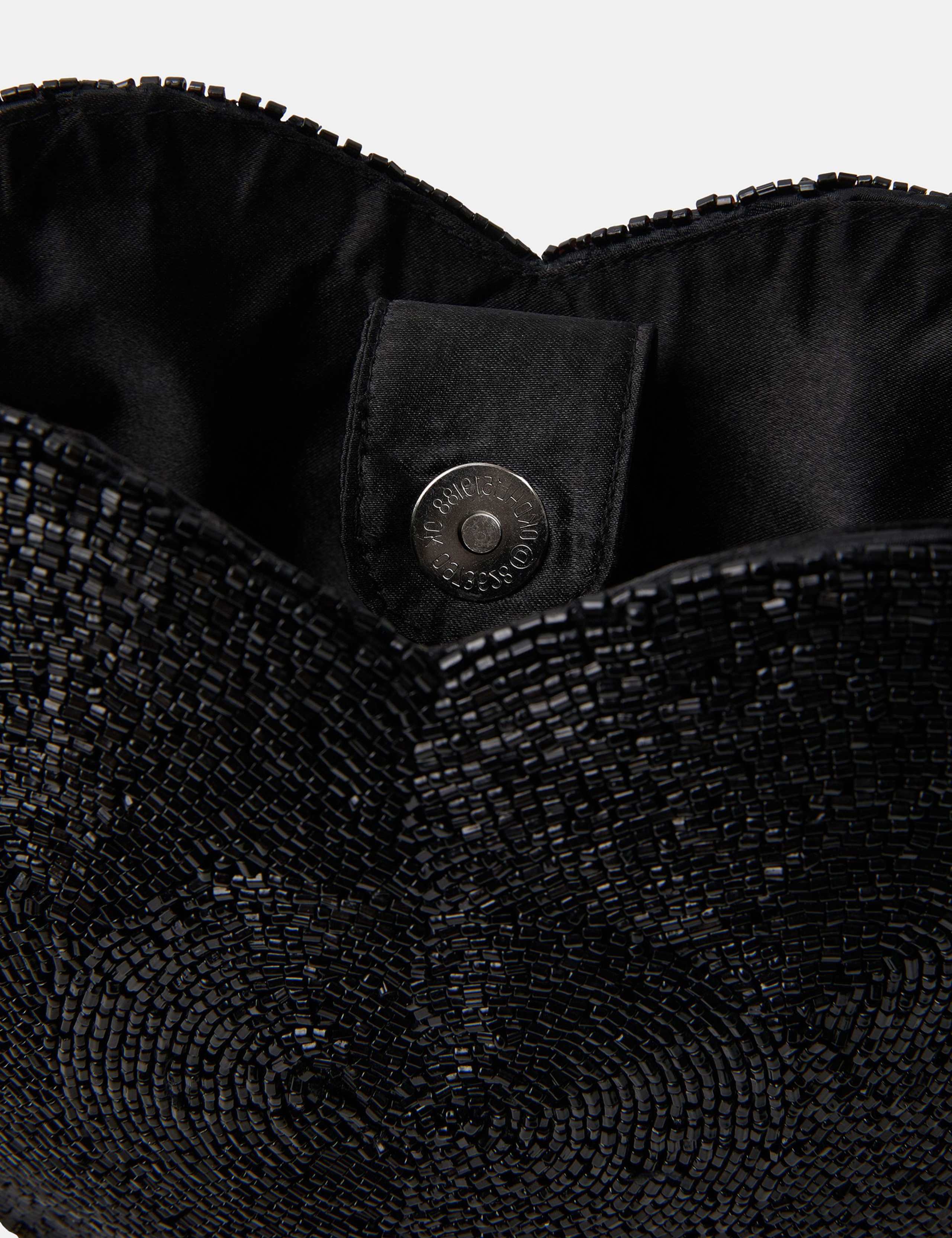 Beaded Heart Shoulder Bag 3 of 4