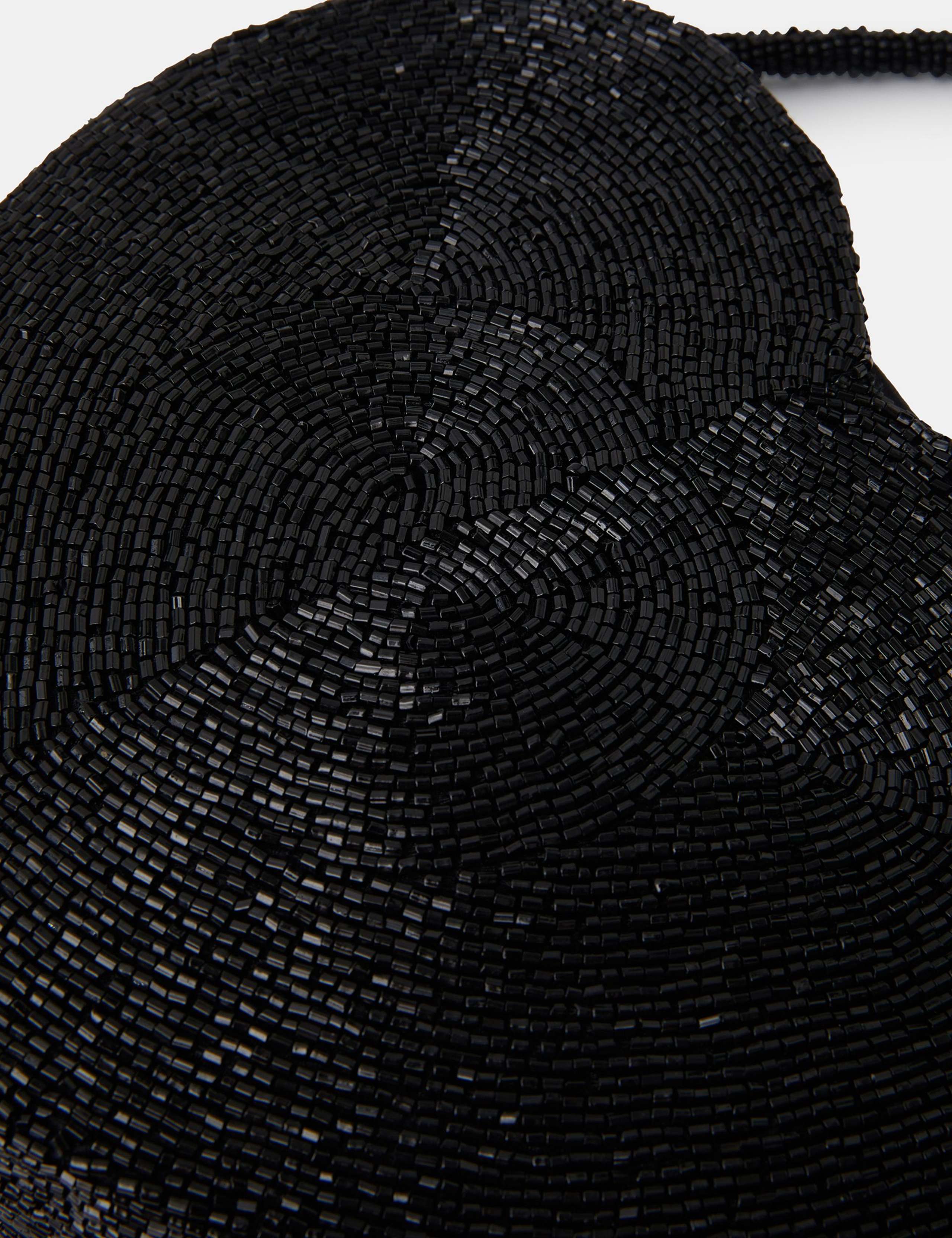 Beaded Heart Shoulder Bag 4 of 4