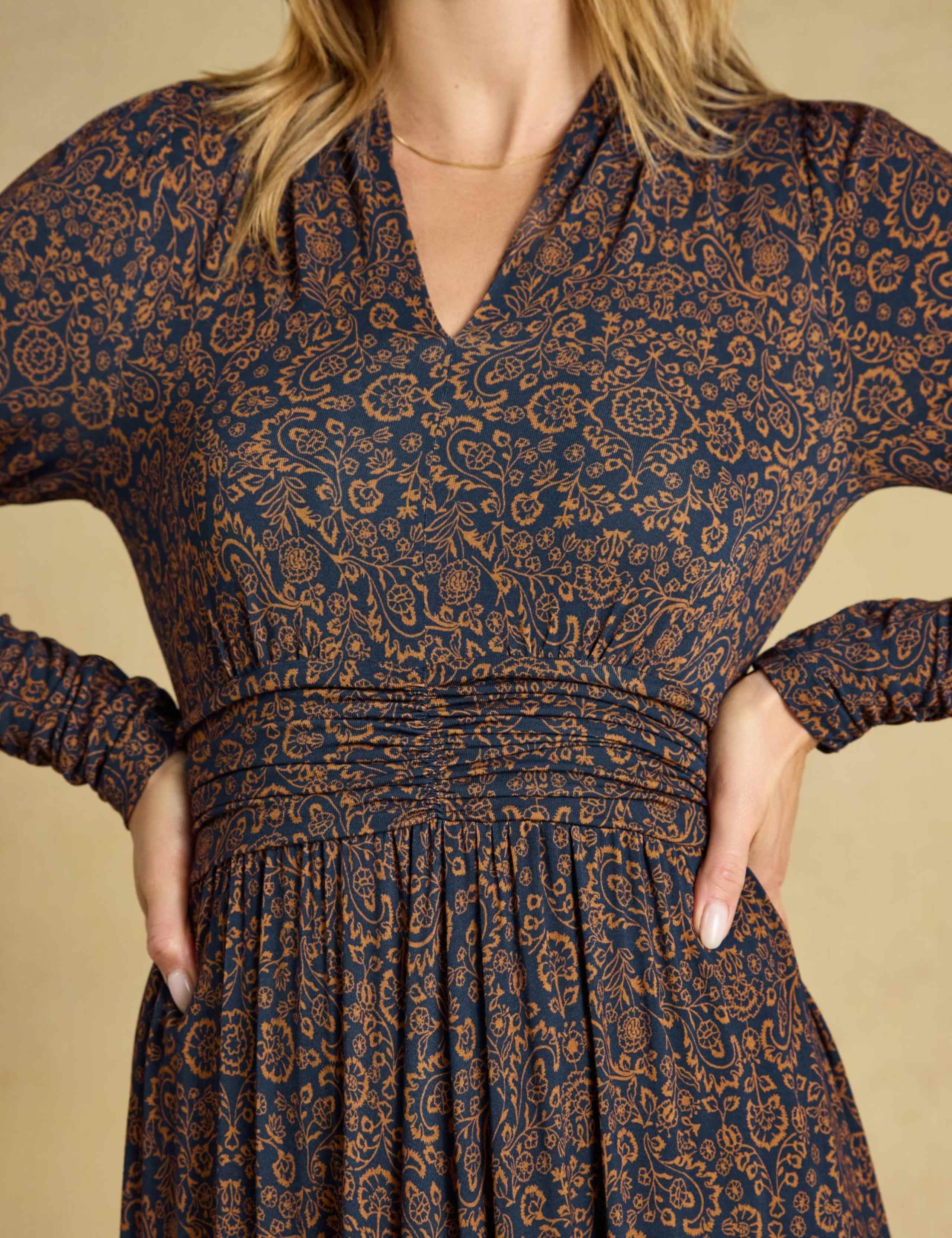 Jersey Floral V-Neck Midi Skater Dress 5 of 7