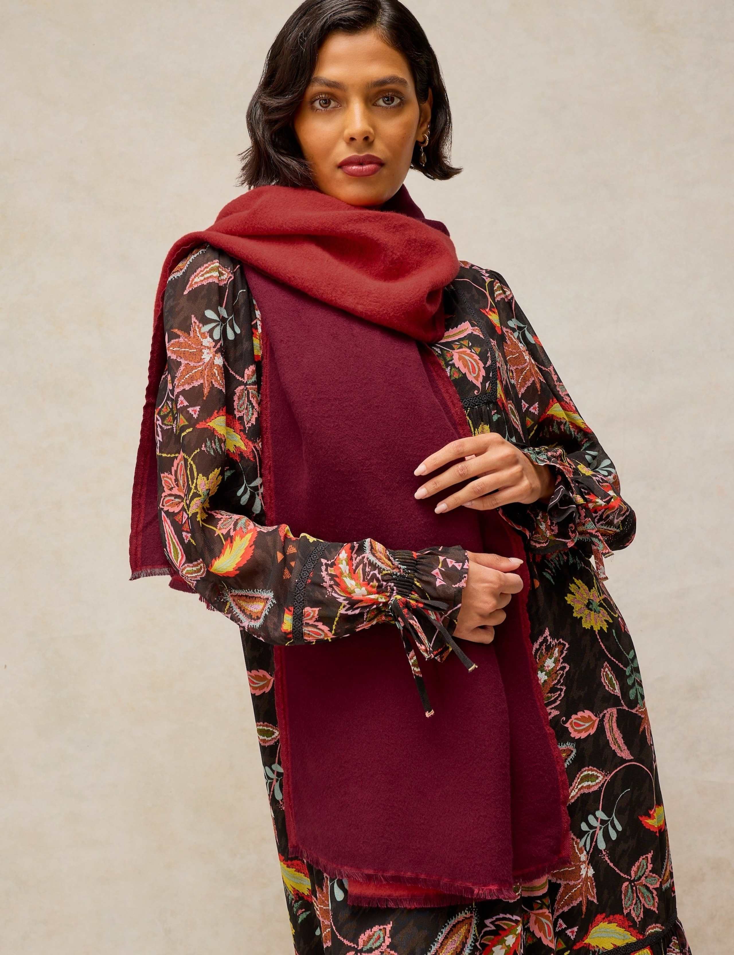 Cotton Rich Midweight Fringed Scarf 3 of 4