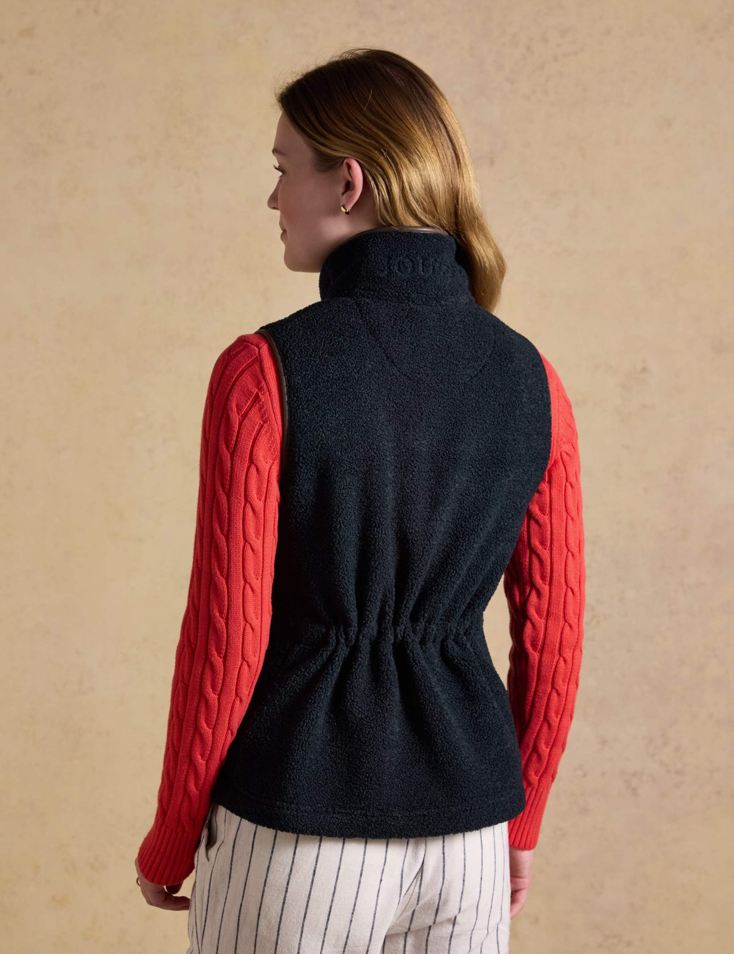 Borg Fleece Gilet 4 of 12