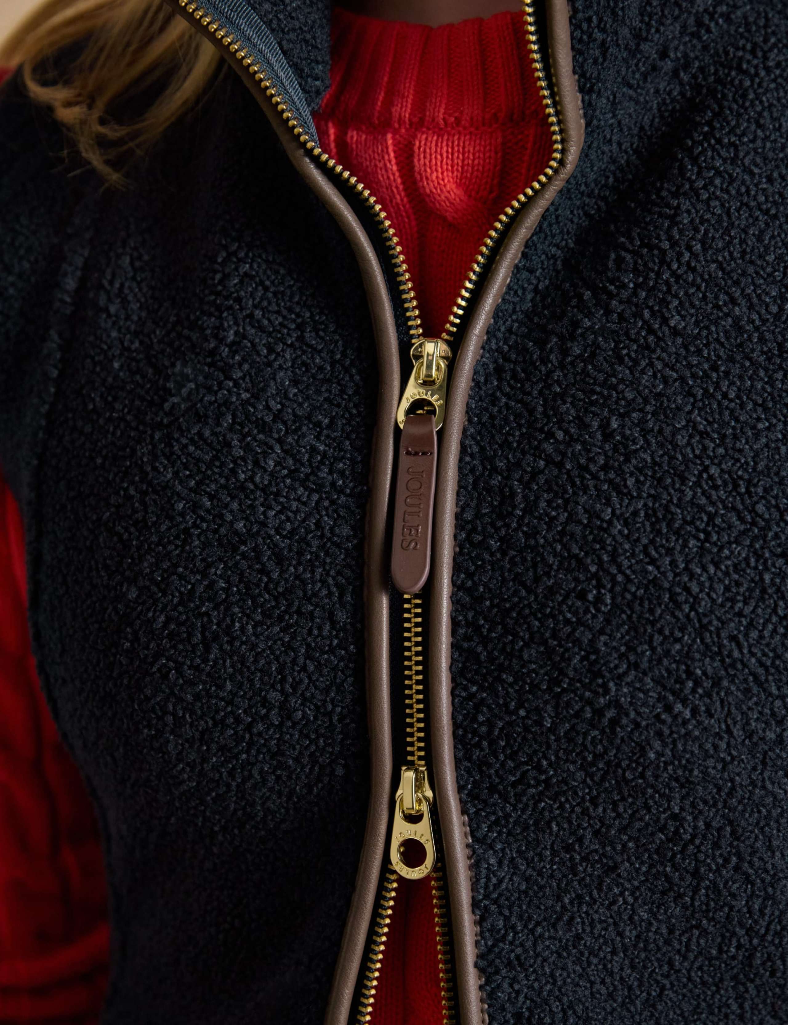 Borg Fleece Gilet 7 of 12