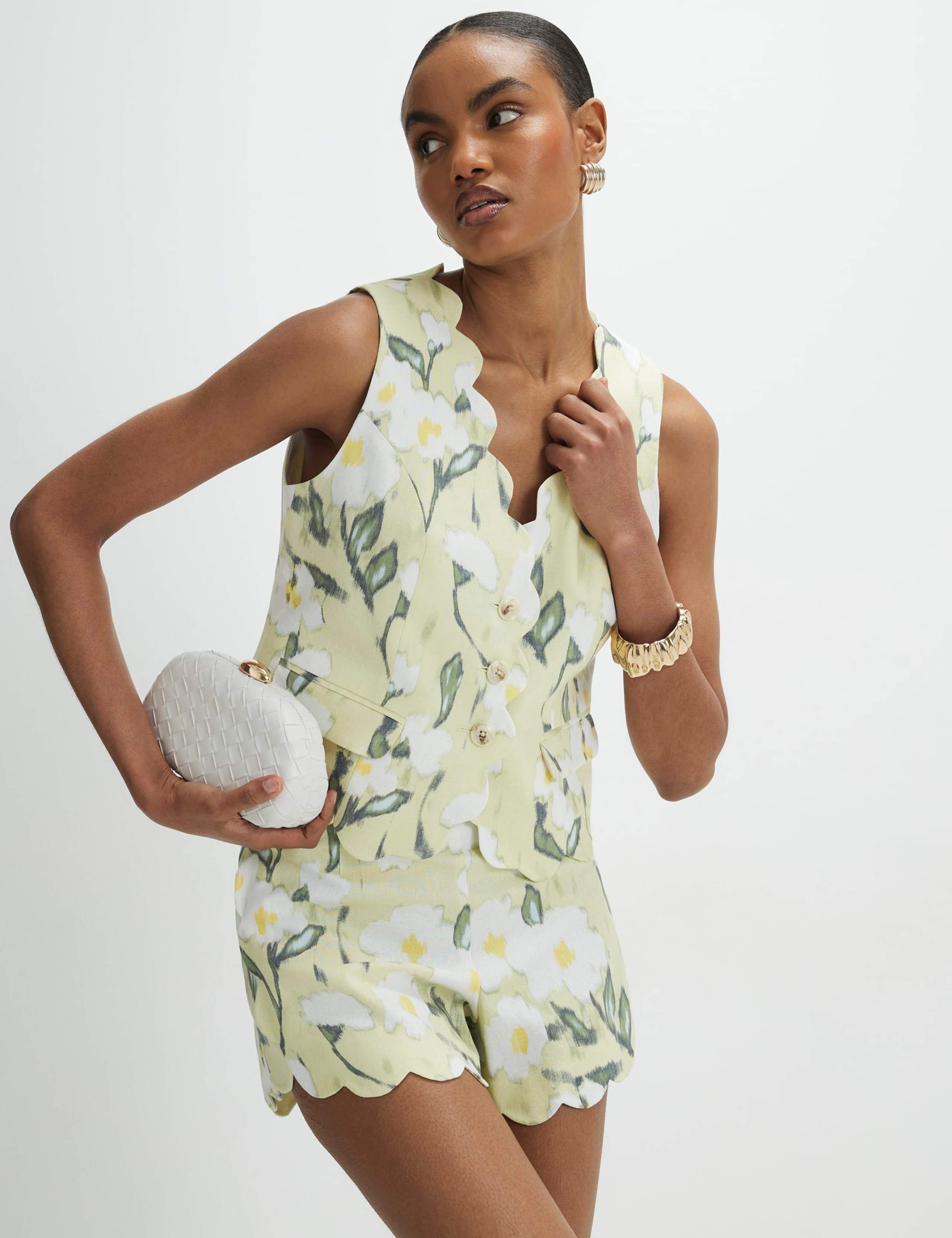 Linen Rich Floral Single Breasted Waistcoat 1 of 4