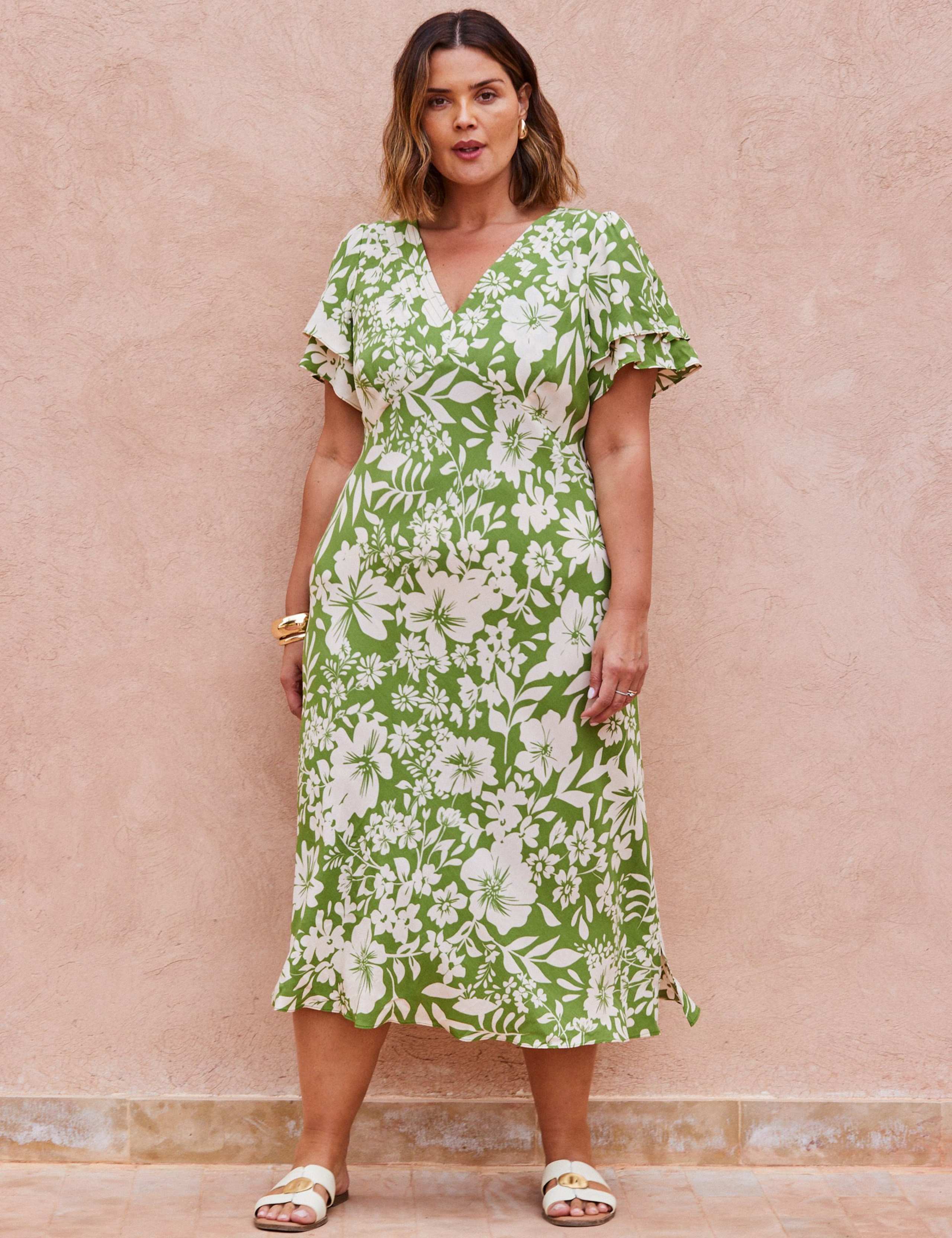 Floral V-Neck Angel Sleeve Midaxi Tea Dress 4 of 5