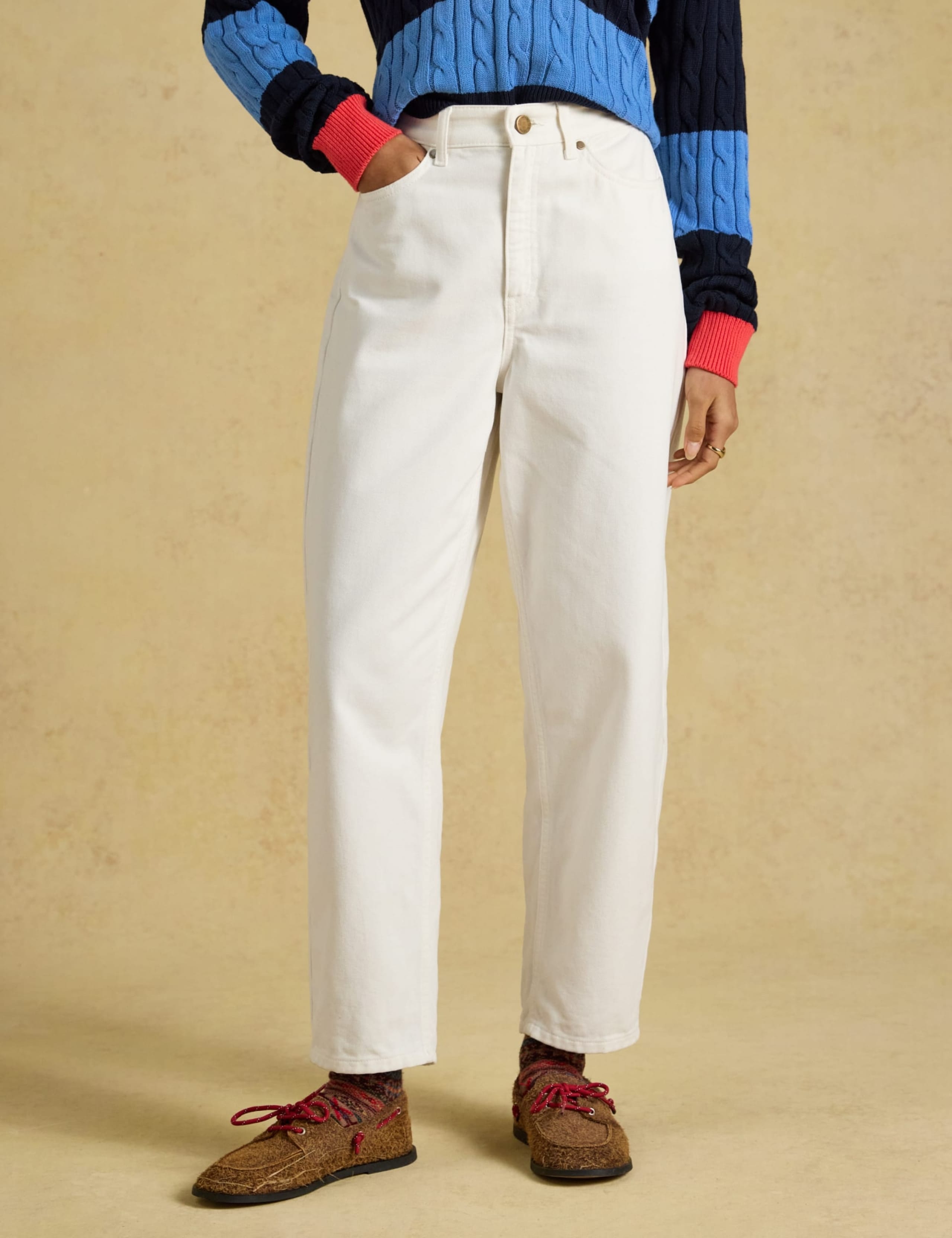 Western Mid Rise Barrel Jeans 1 of 7