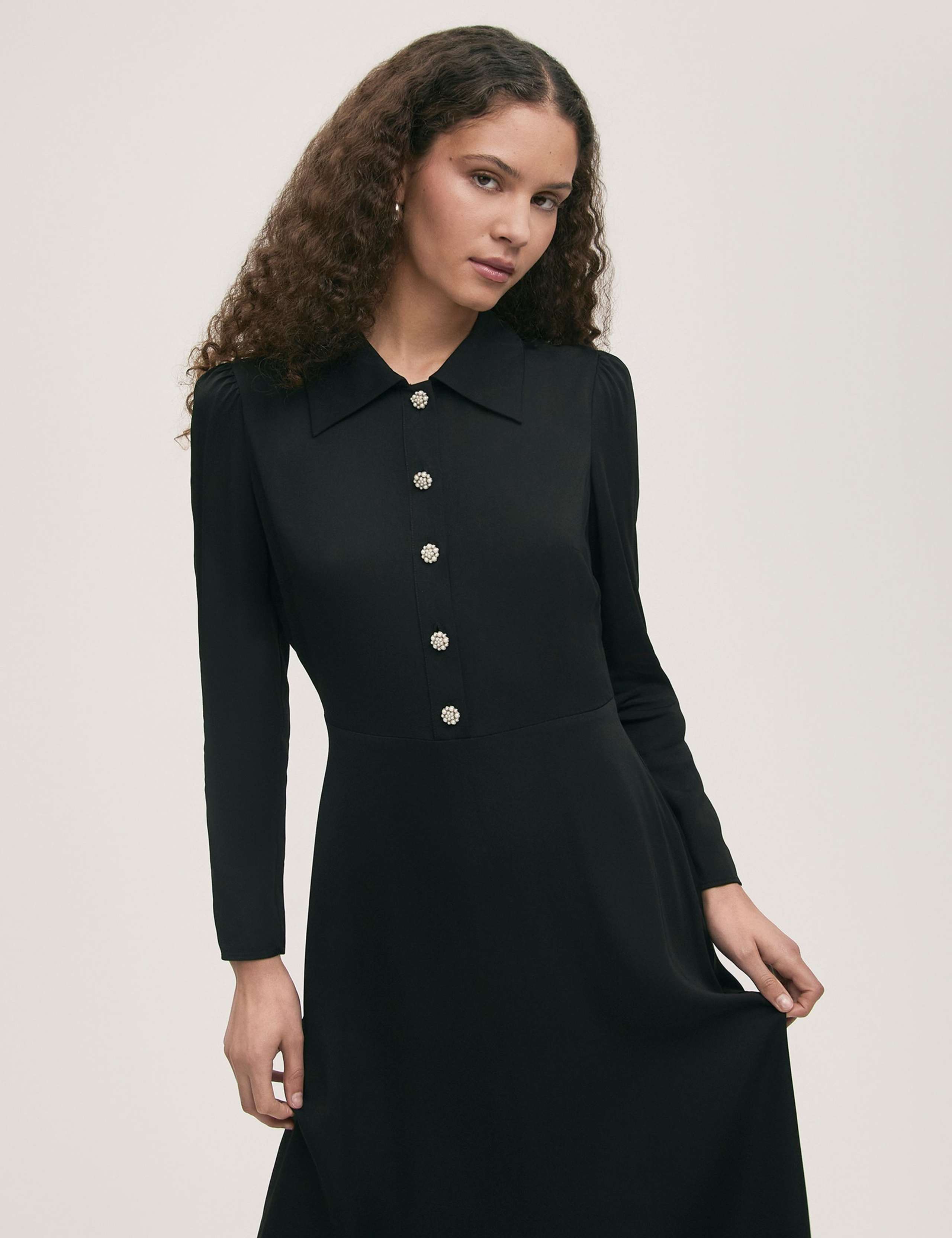 Crepe Collared Button Detail Midi Shirt Dress 2 of 4