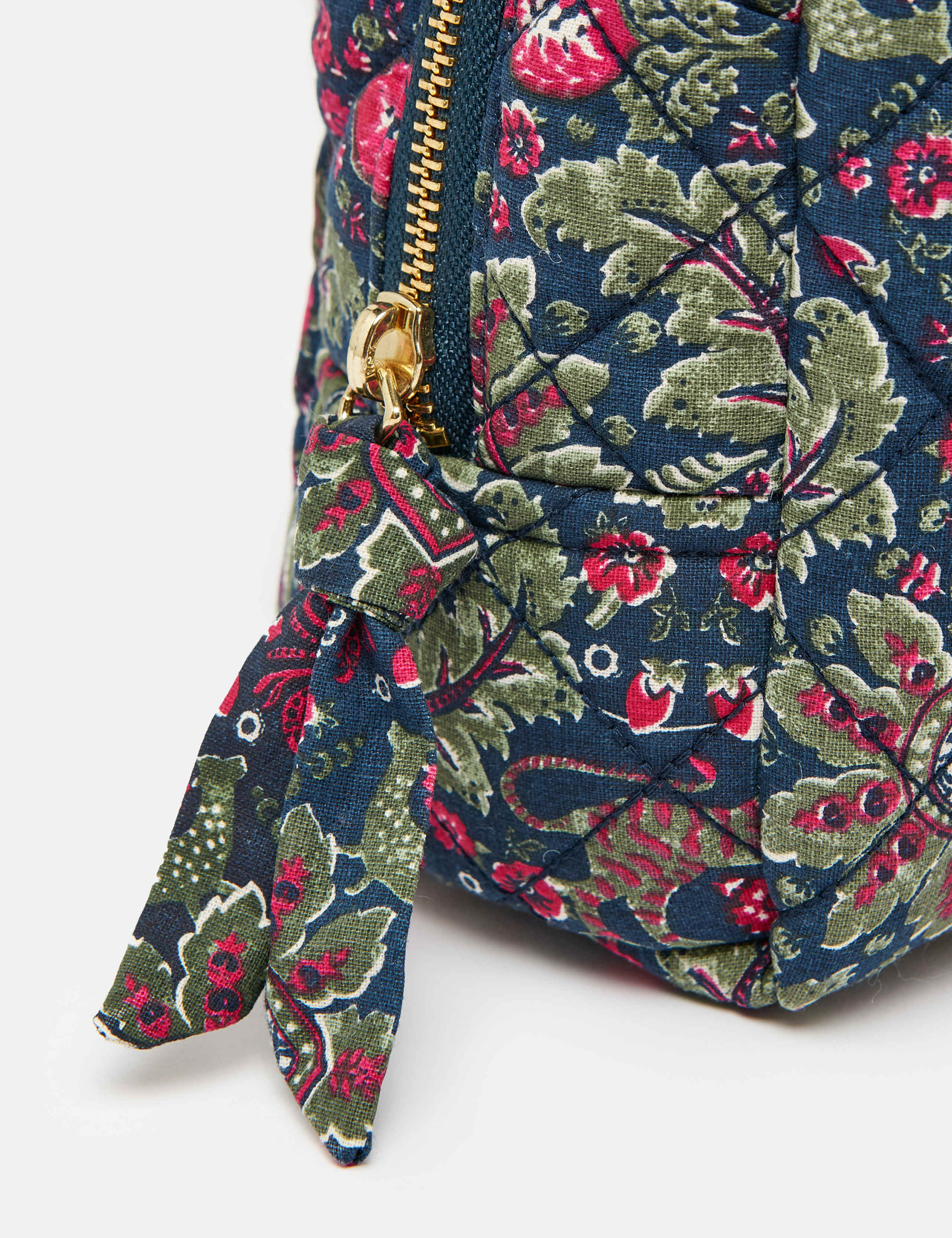 Pure Cotton Floral Cosmetics Bag 5 of 6