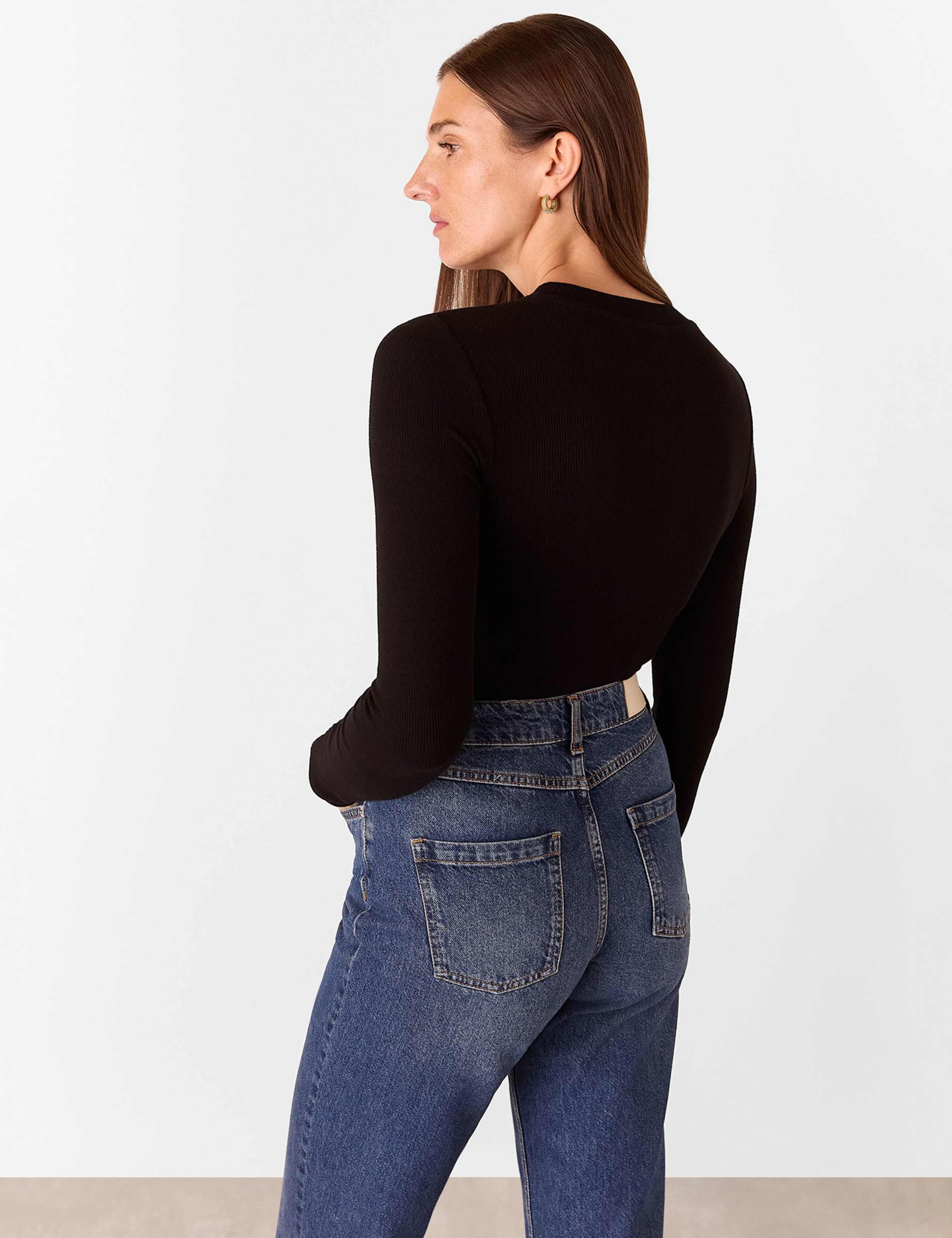 Ribbed Crew Neck Top 4 of 4