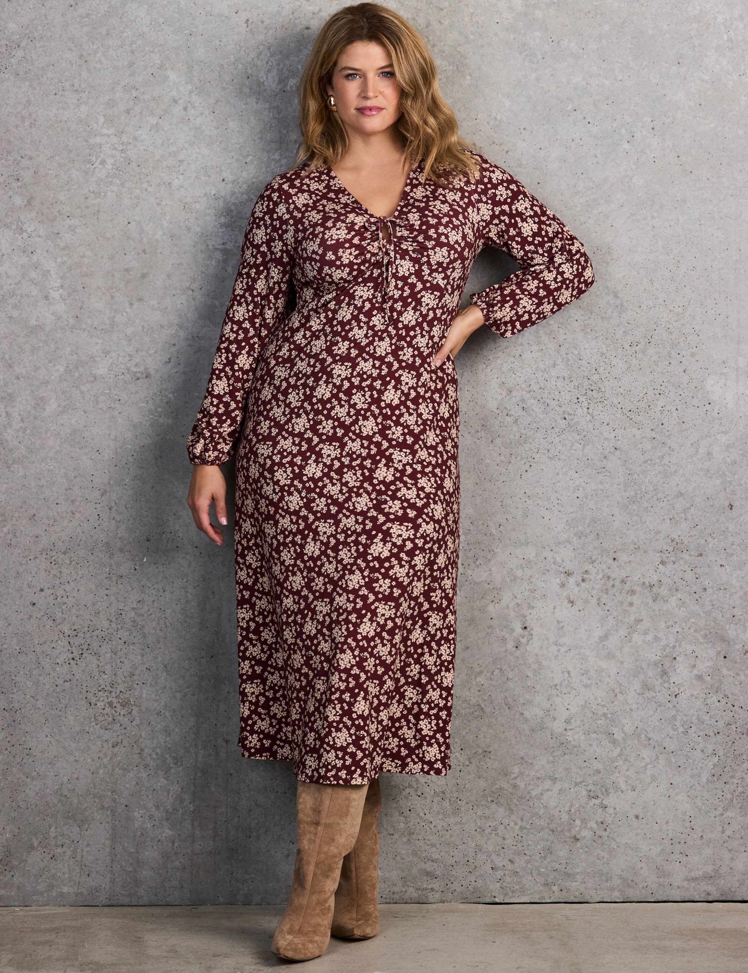 Jersey Ditsy Midaxi Waisted Dress 2 of 7