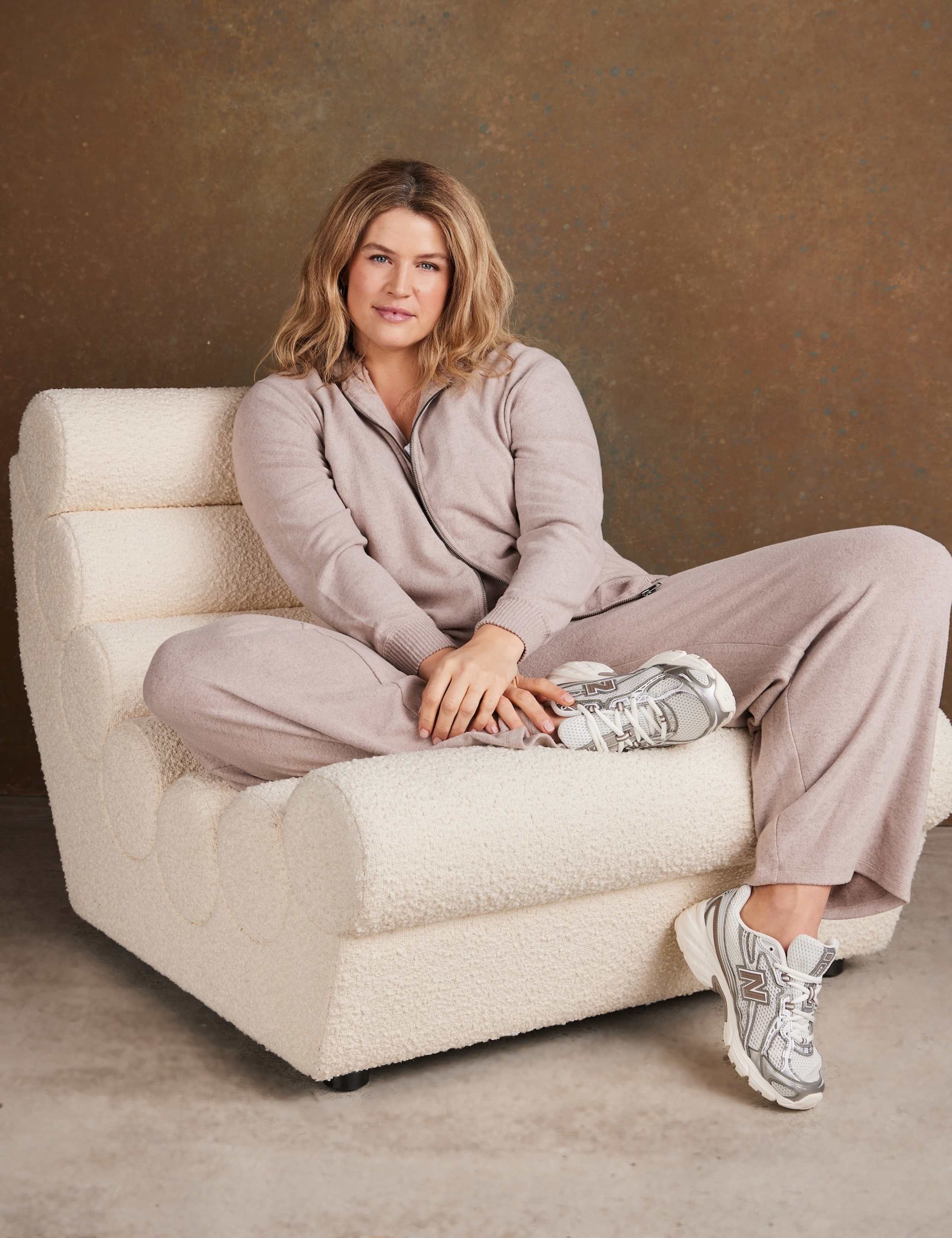 Supersoft Zip Up Hoodie 2 of 4