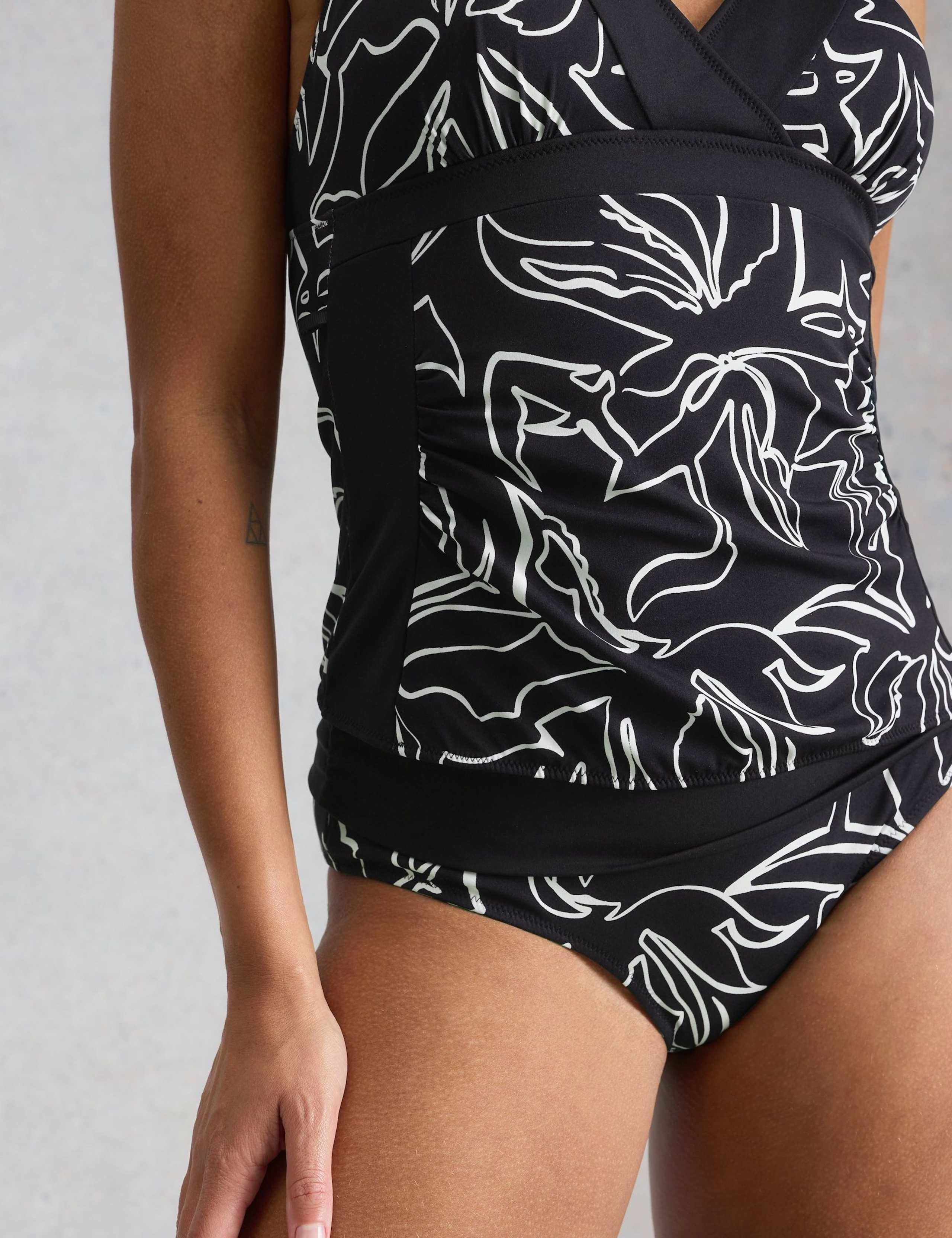 Printed Padded Halterneck Tankini Top 3 of 7