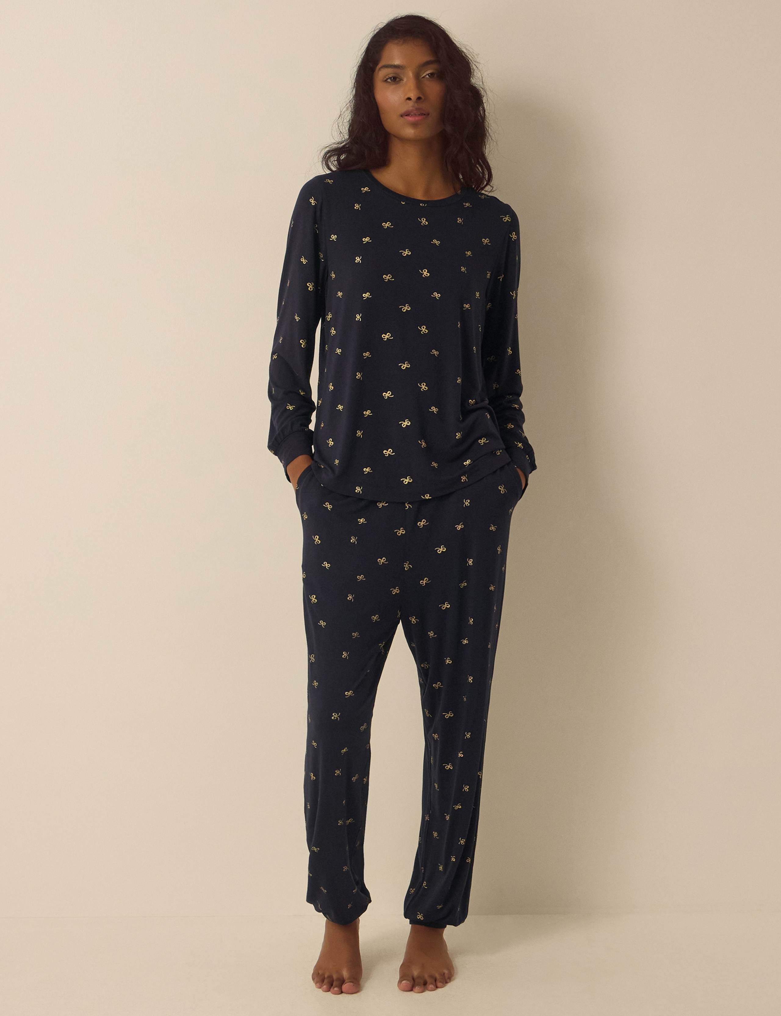 Printed Pyjama Set 1 of 4