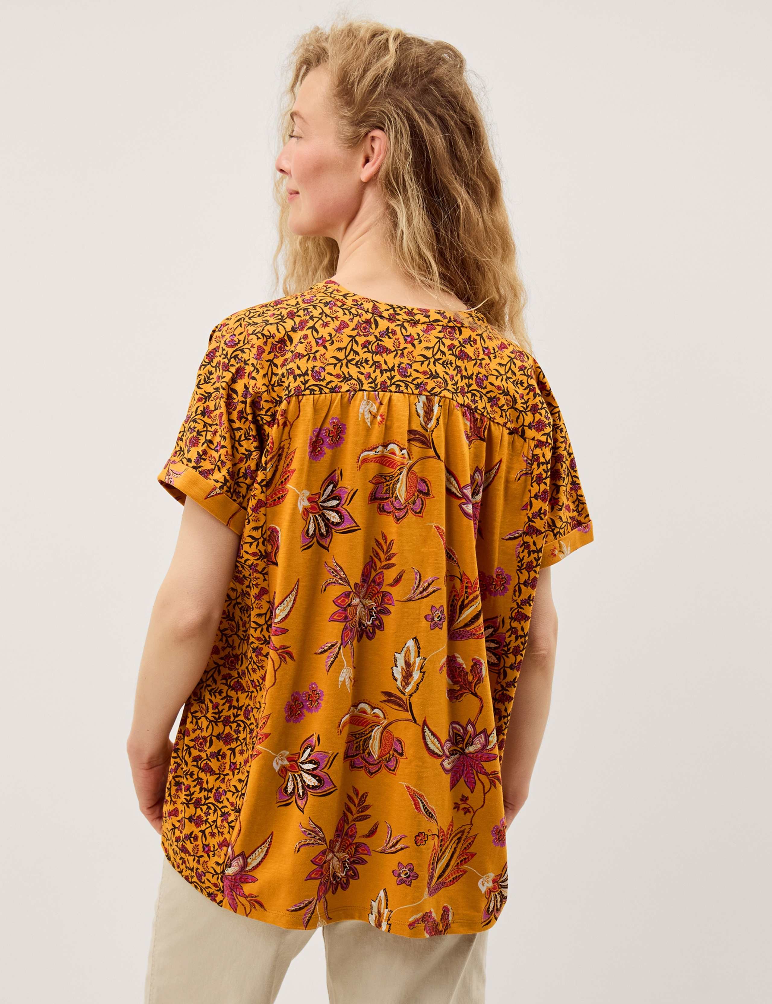 Pure Cotton Floral Collarless V-Neck Shirt 3 of 4