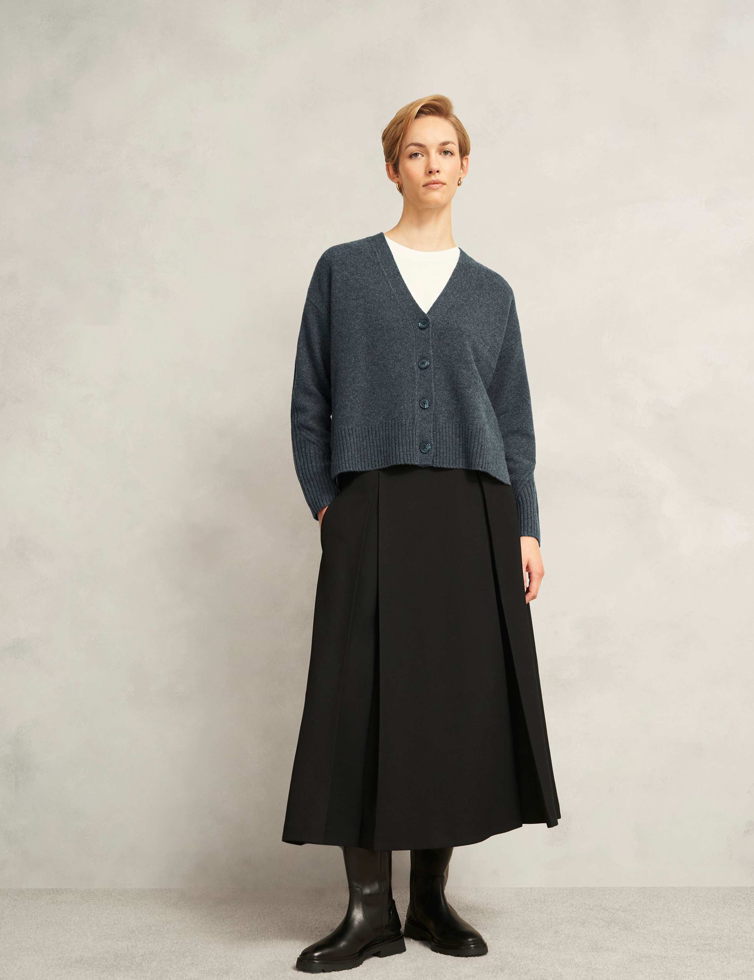 Merino Wool Rich Textured Cardigan 4 of 5