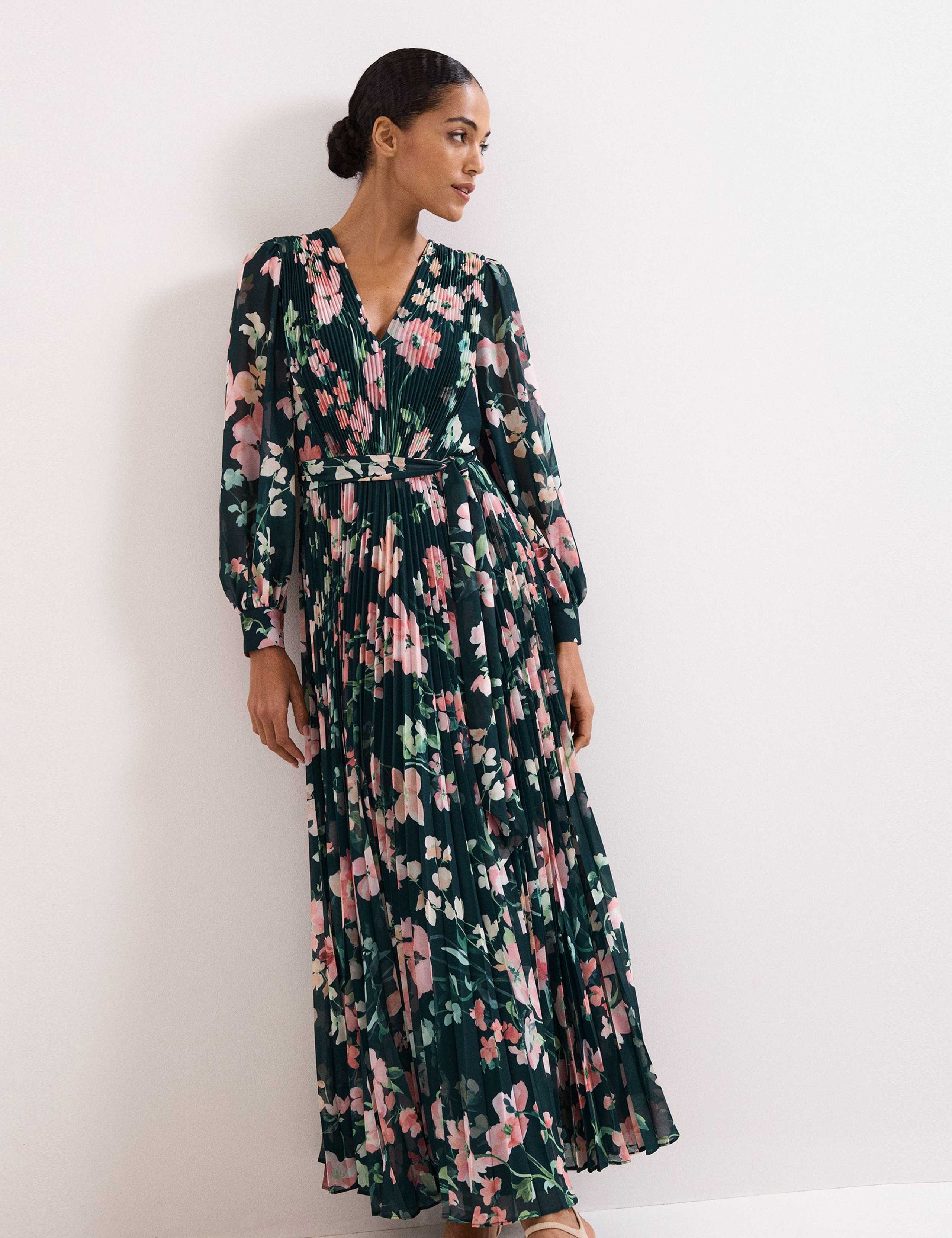 Floral V-Neck Pleated Maxi Tea Dress 3 of 8