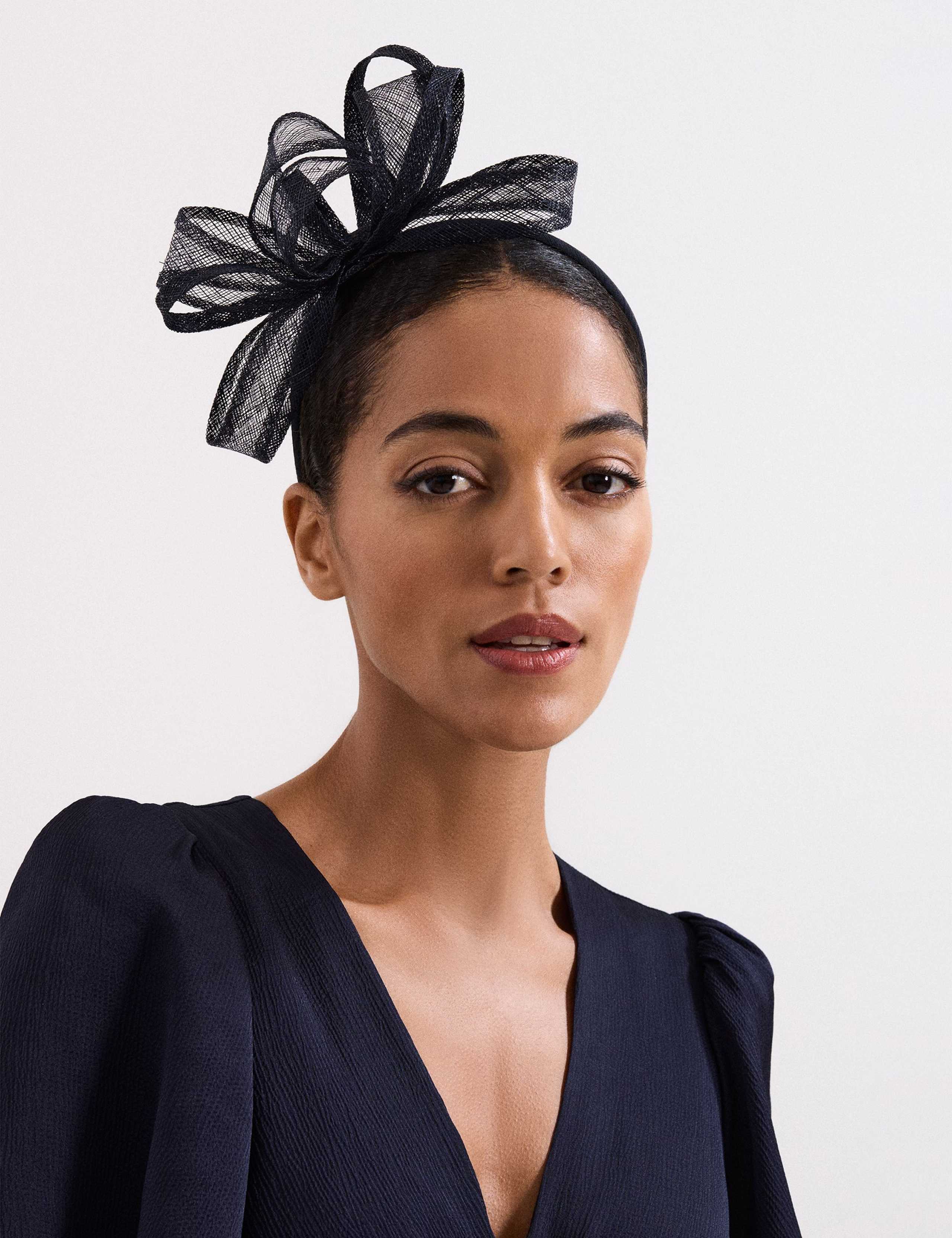 Twist Bow Fascinator 1 of 7