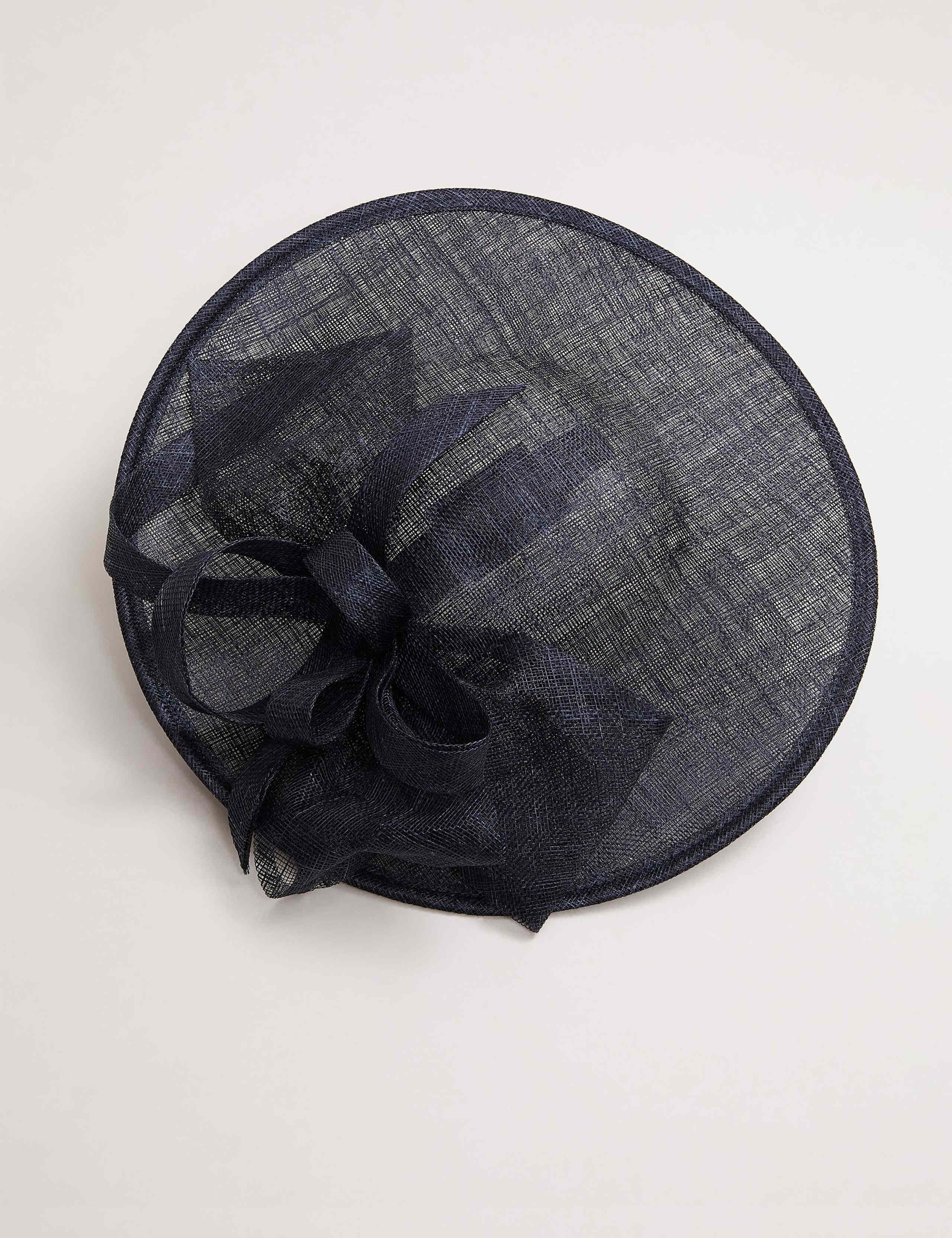 Disc and Bow Fascinator 4 of 7