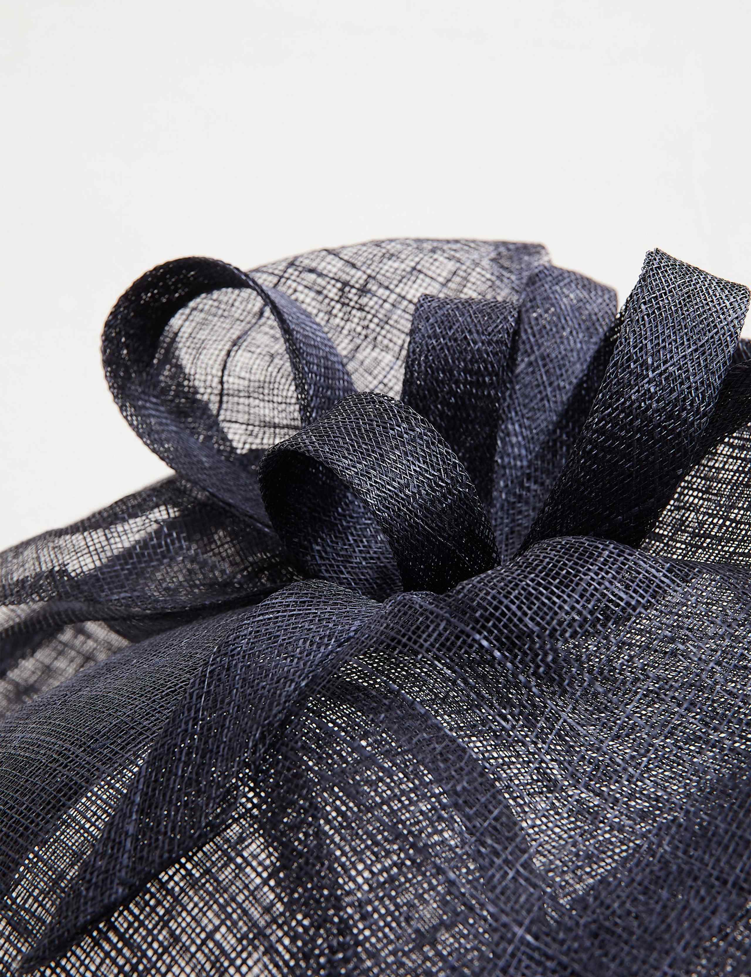 Disc and Bow Fascinator 5 of 7