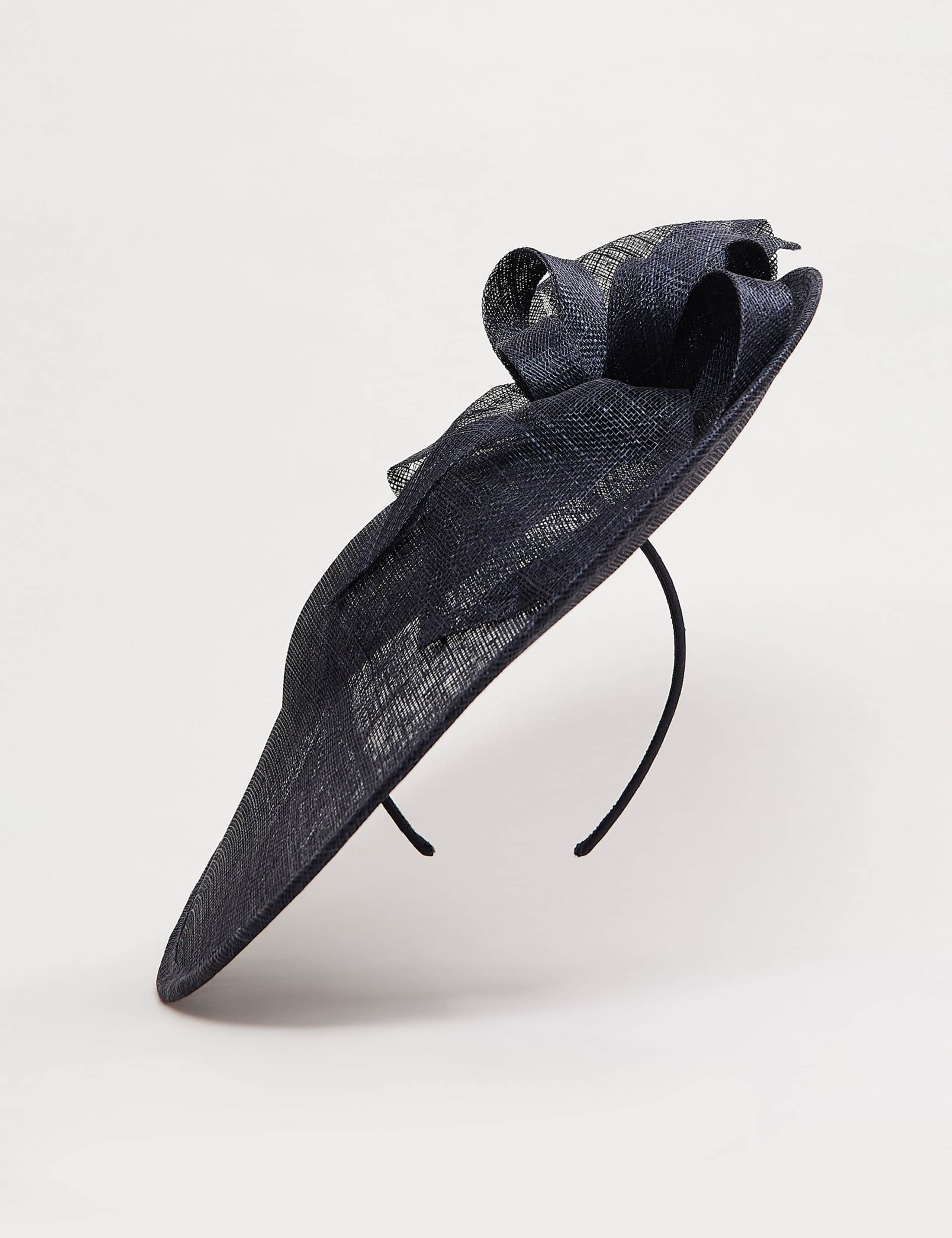 Disc and Bow Fascinator 2 of 7