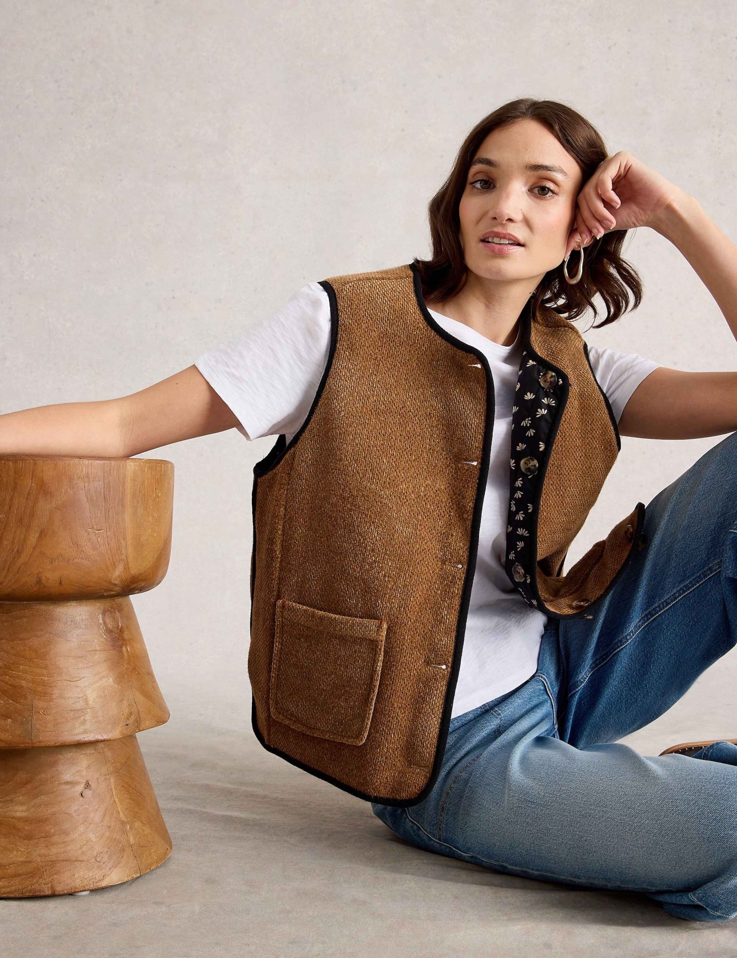 Pure Cotton Floral Quilted Reversible Gilet 3 of 7